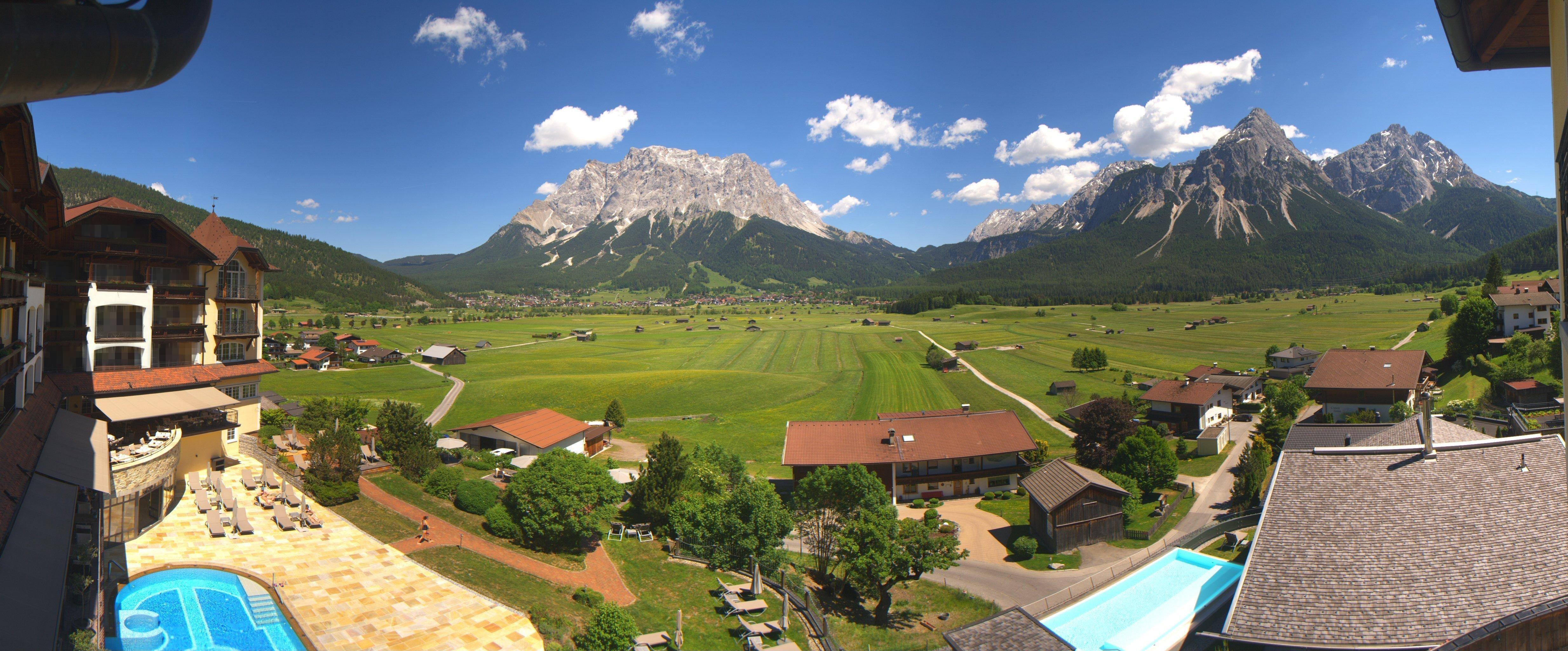 Archiv Foto Webcam Panoramablick Zugspitze