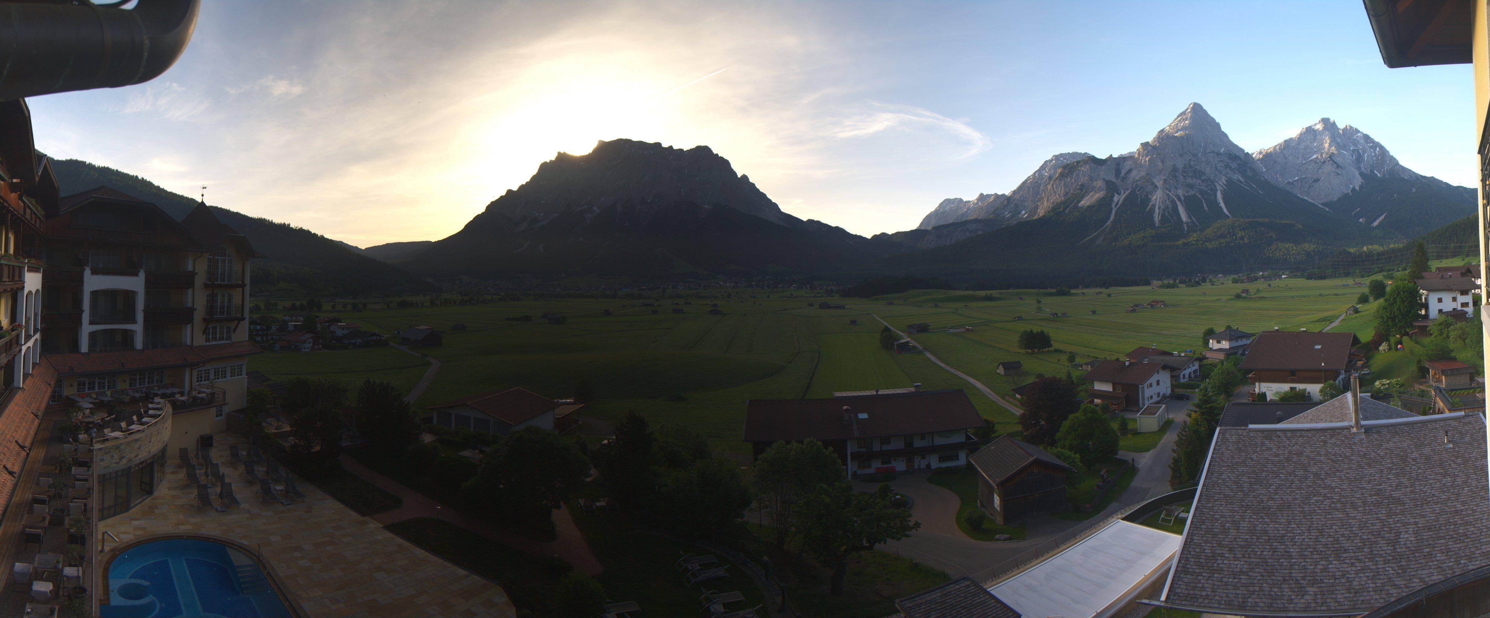 Archiv Foto Webcam Panoramablick Zugspitze