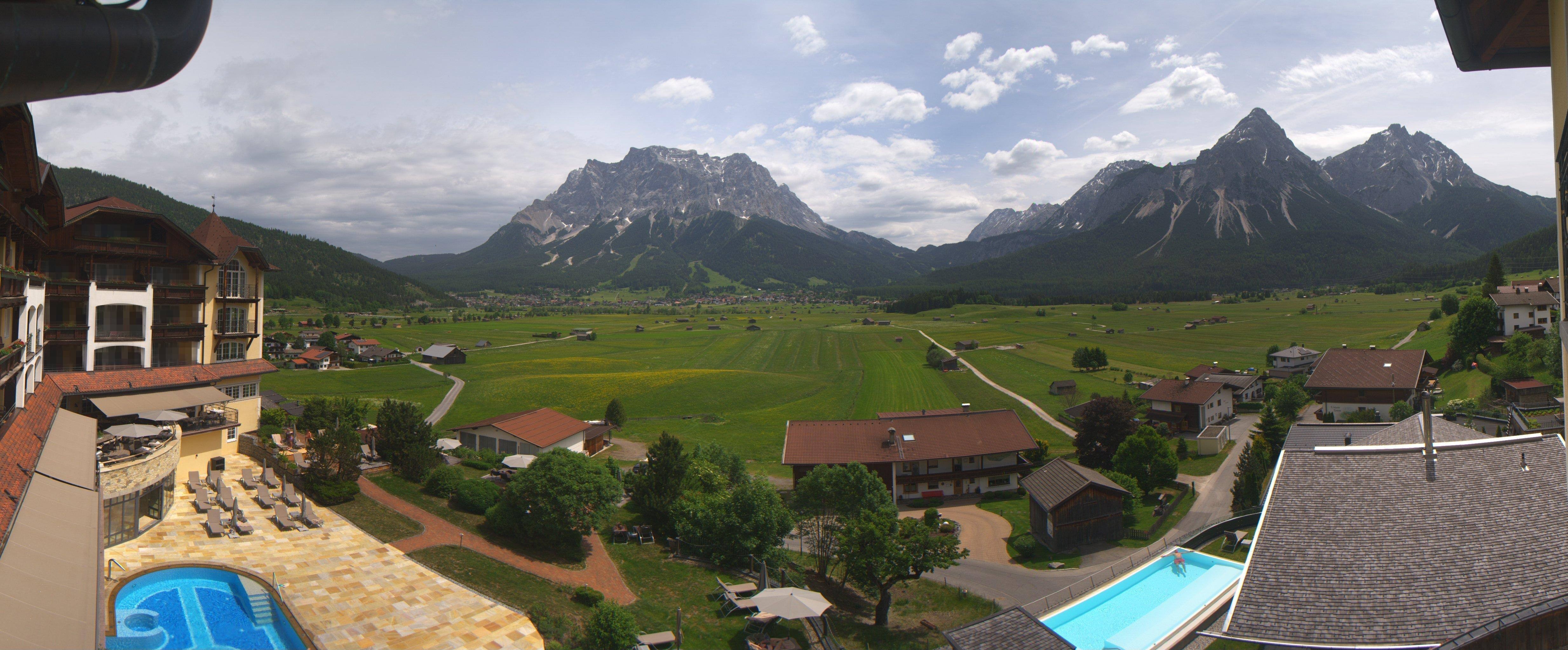 Archived image Webcam Panoramic view Hotel Post Lermoos