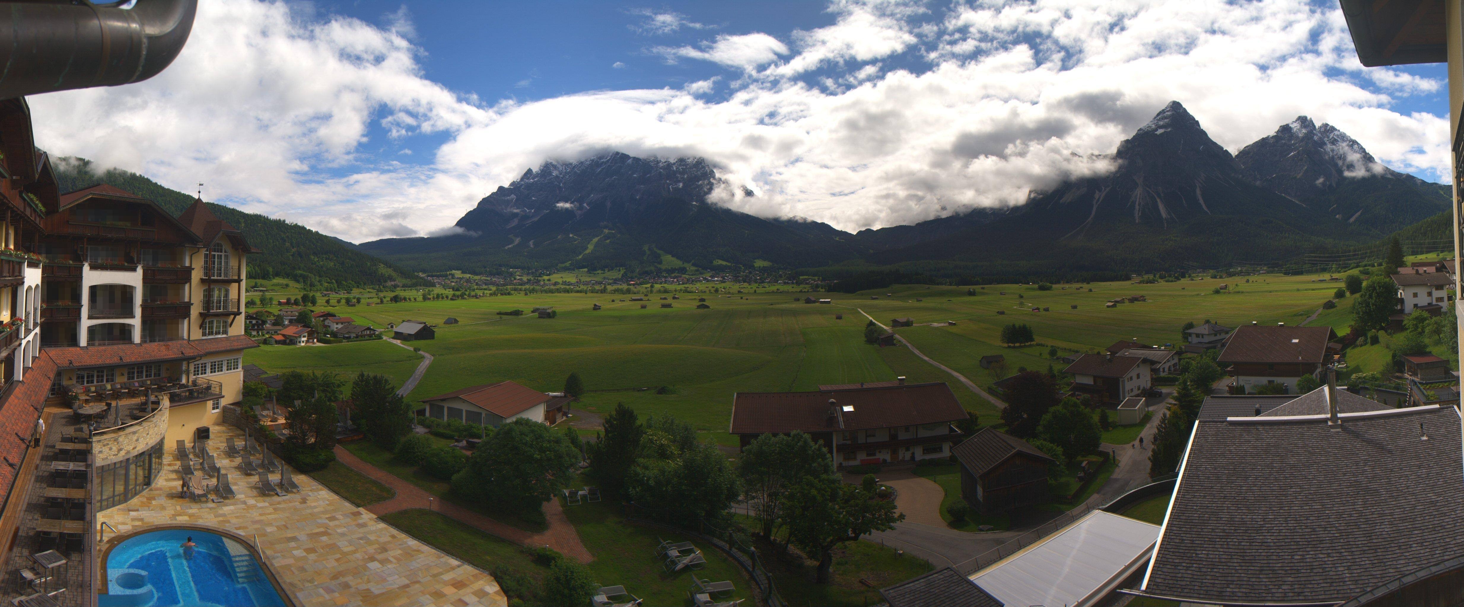 Archiv Foto Webcam Panoramablick Zugspitze