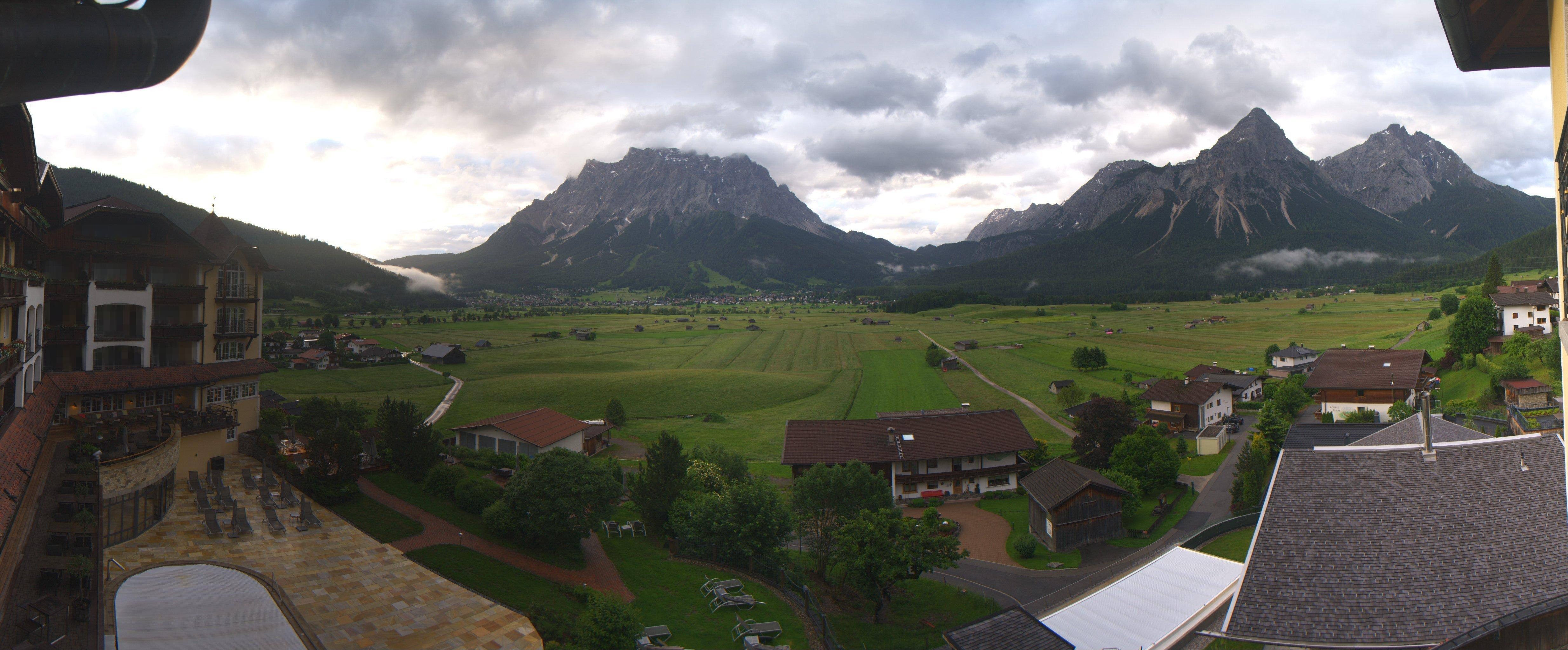 Archiv Foto Webcam Panoramablick Zugspitze