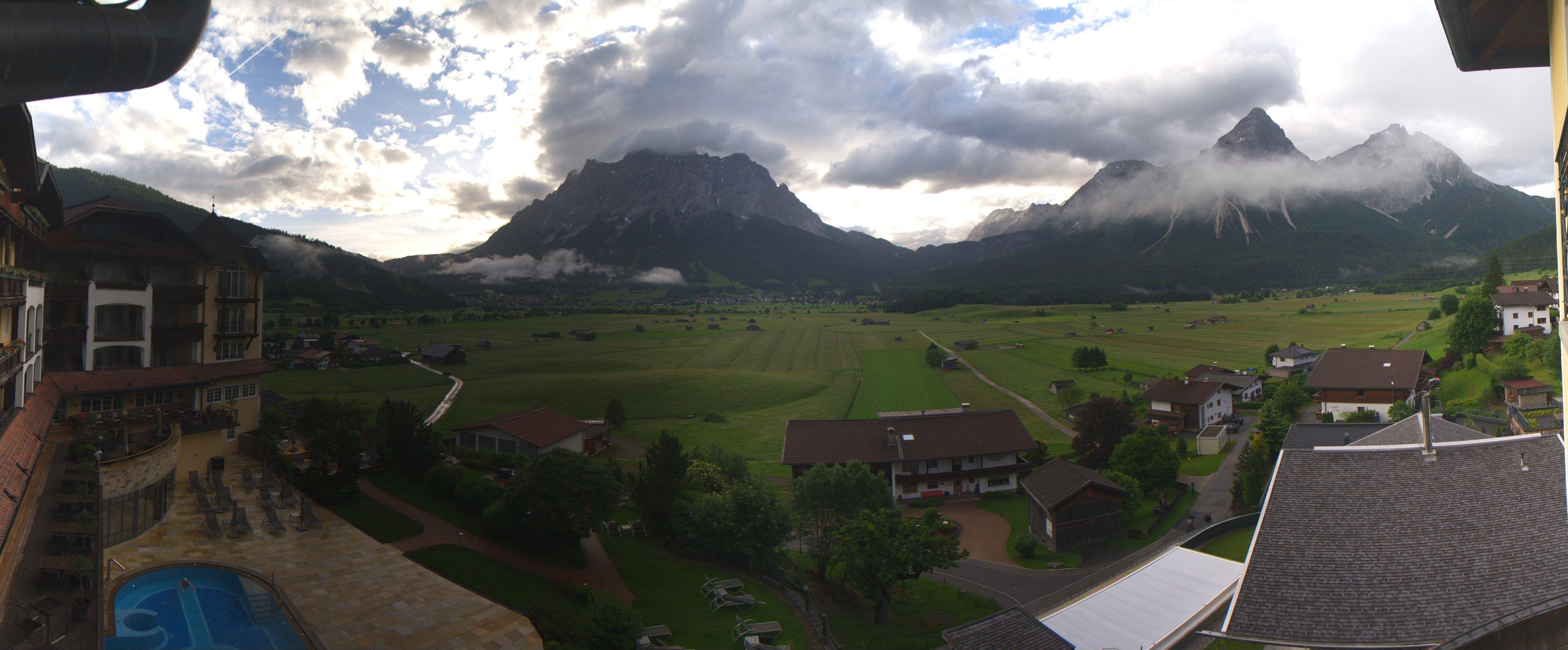 Archiv Foto Webcam Panoramablick Zugspitze