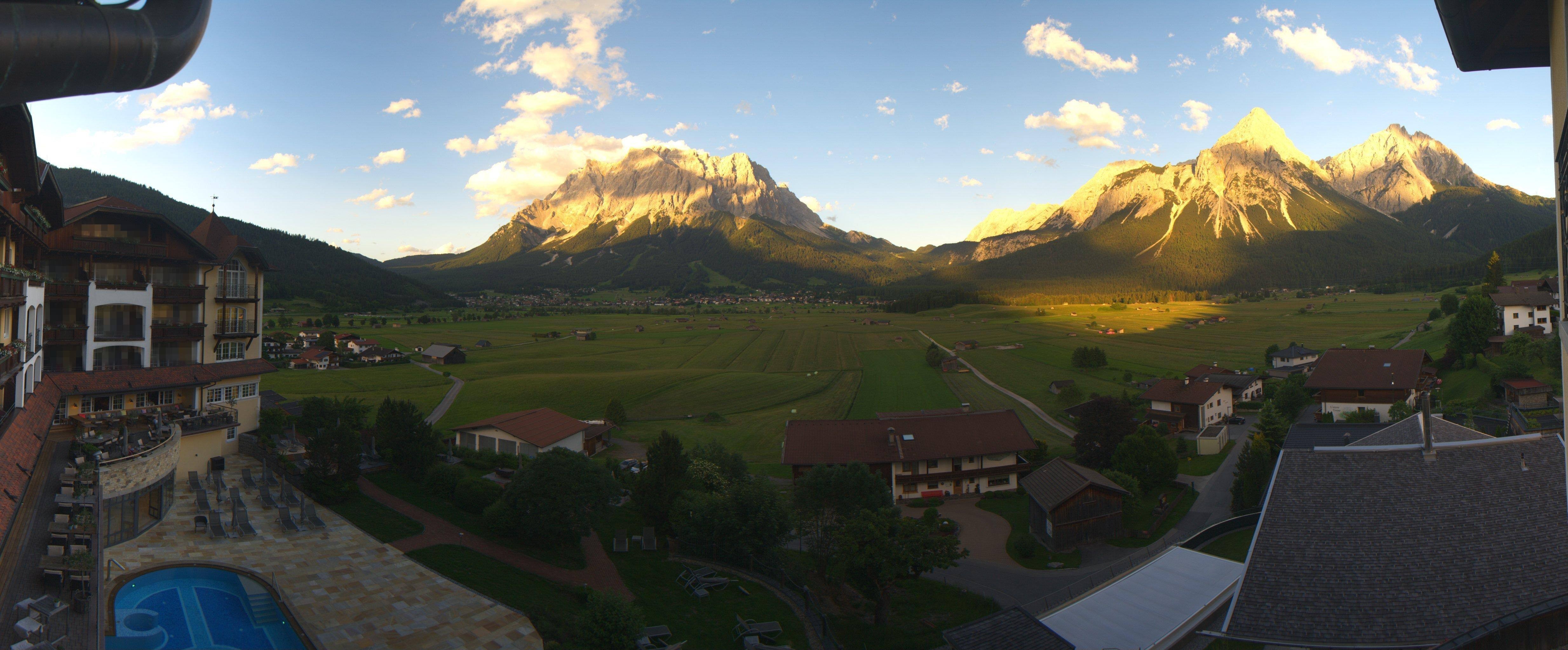 Archiv Foto Webcam Panoramablick Zugspitze