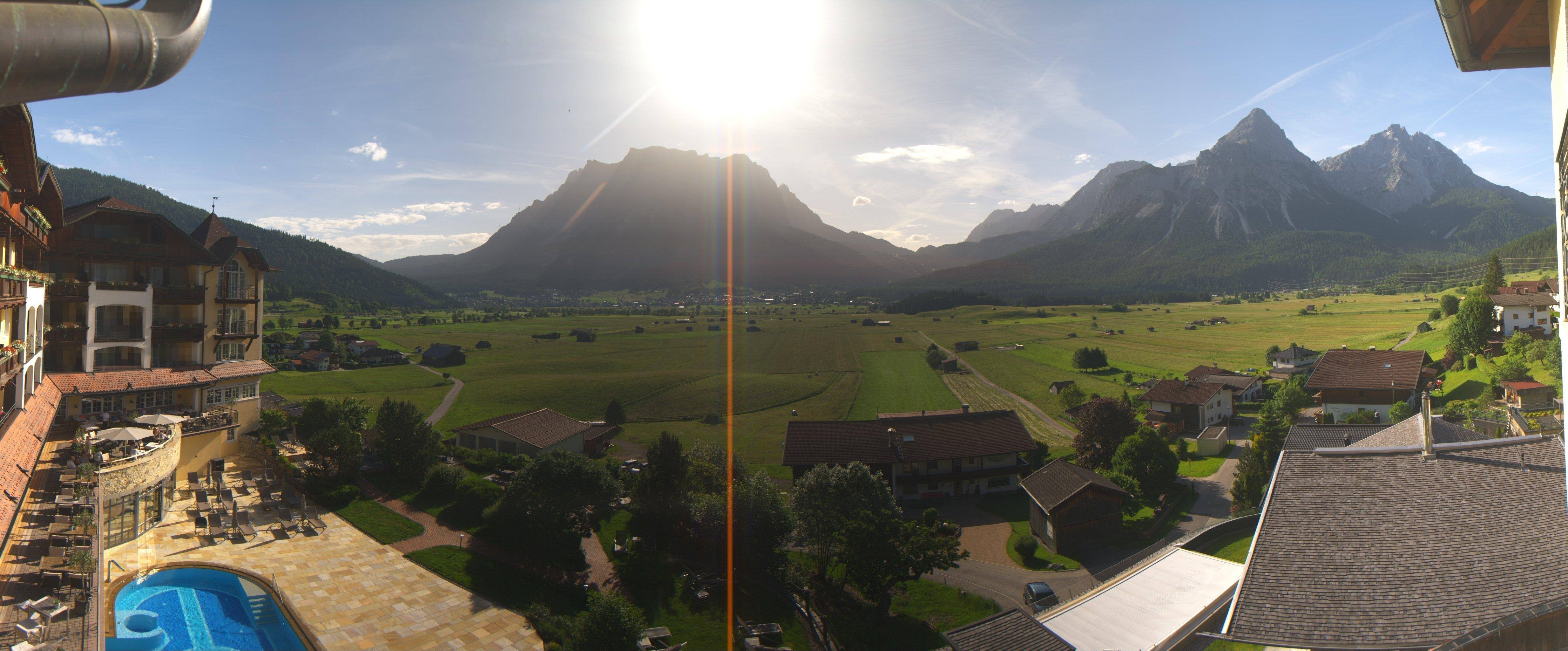 Archiv Foto Webcam Panoramablick Zugspitze
