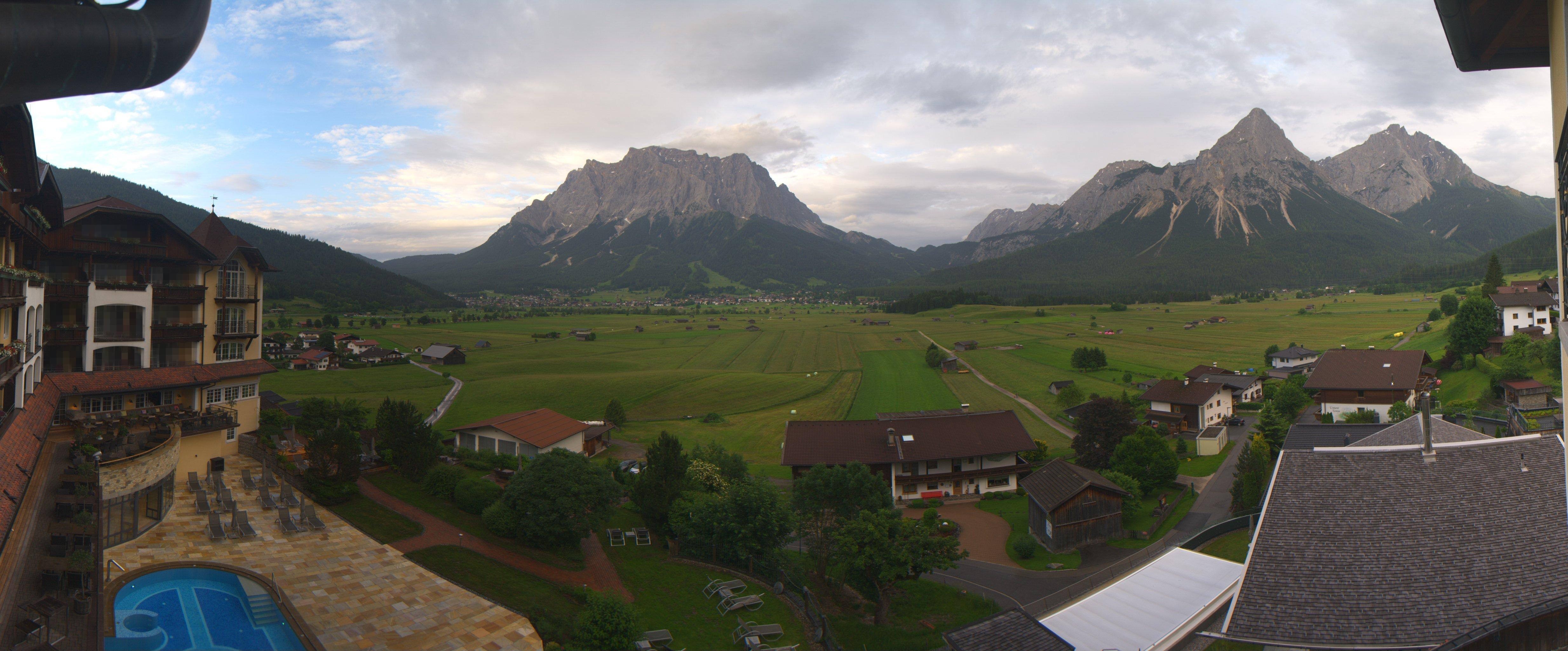 Archiv Foto Webcam Panoramablick Zugspitze