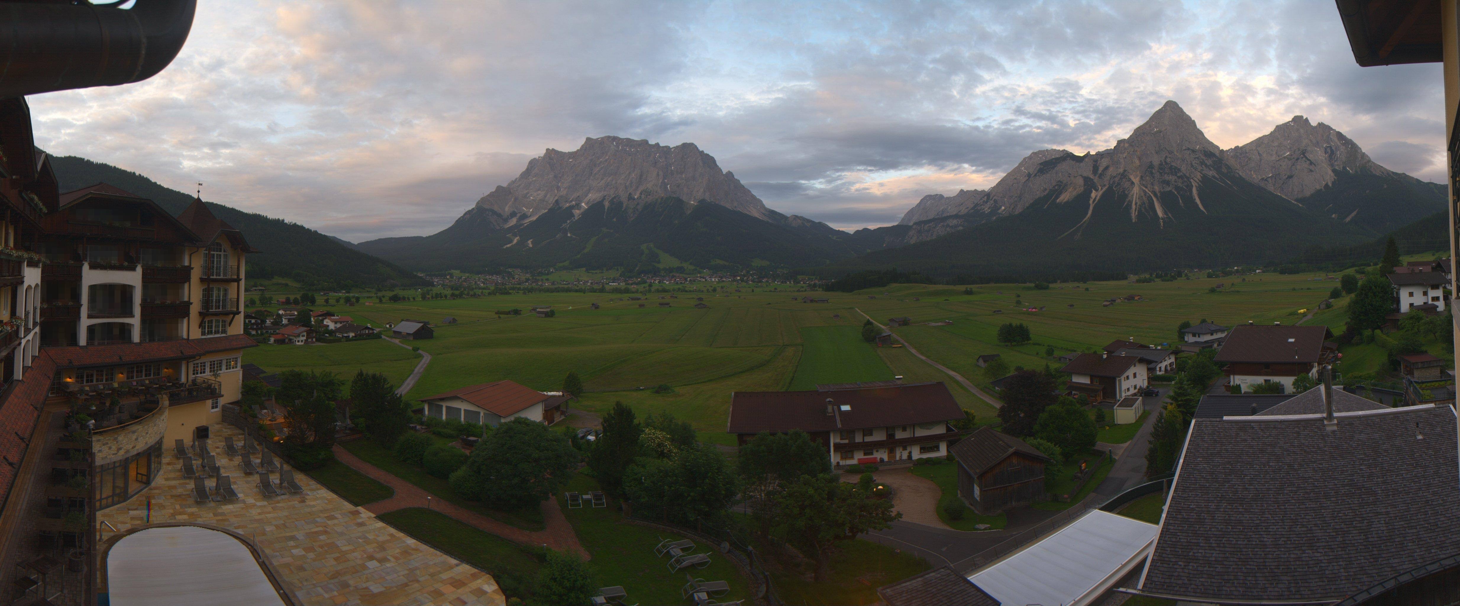 Archiv Foto Webcam Panoramablick Zugspitze
