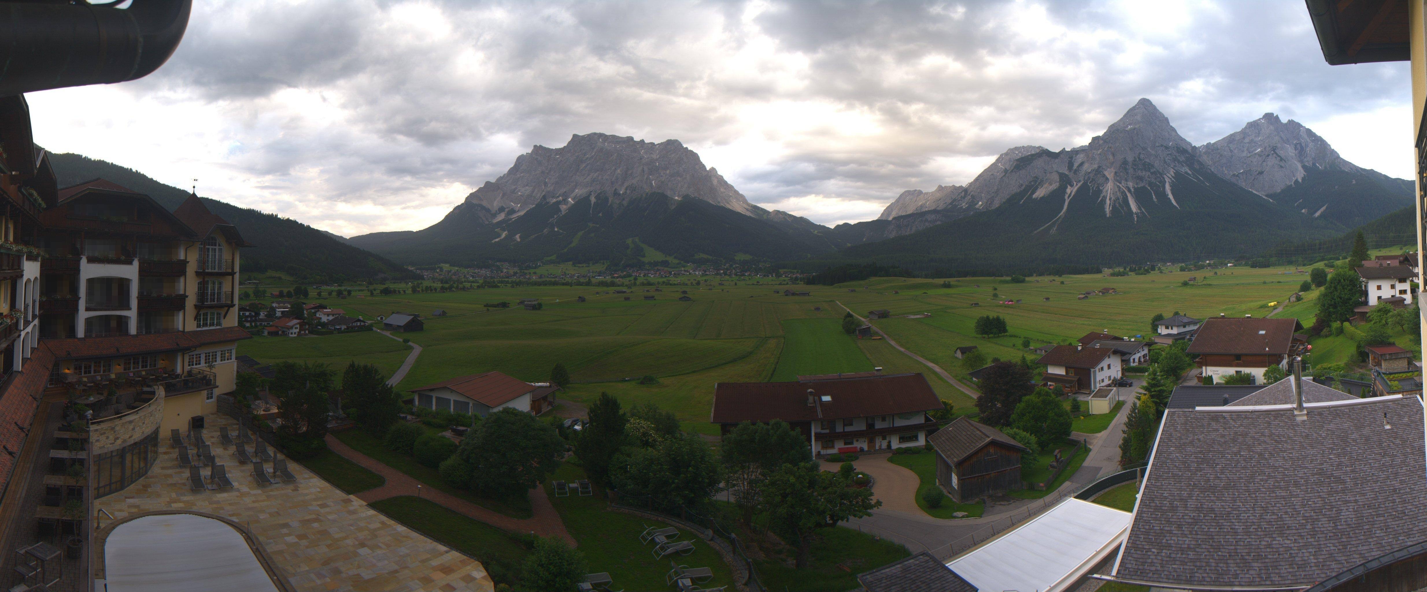 Archiv Foto Webcam Panoramablick Zugspitze
