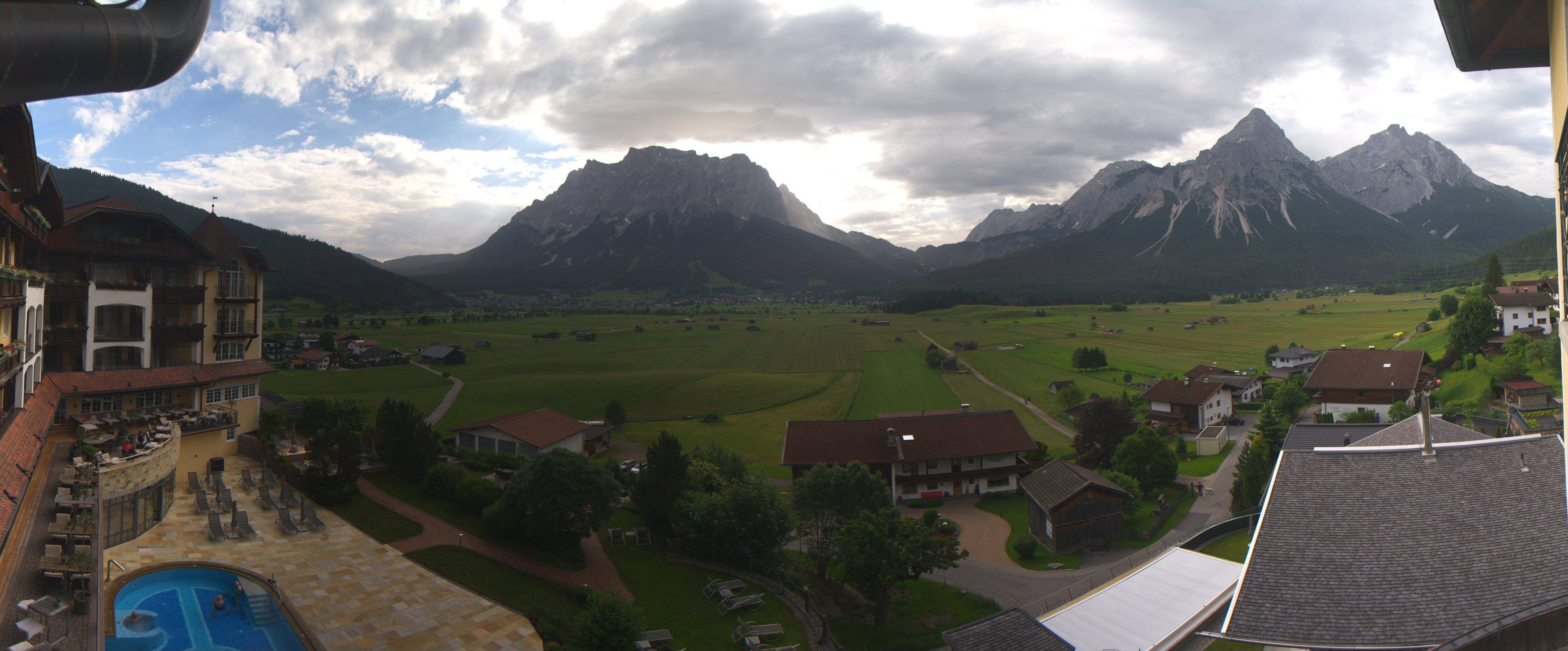 Archiv Foto Webcam Panoramablick Zugspitze