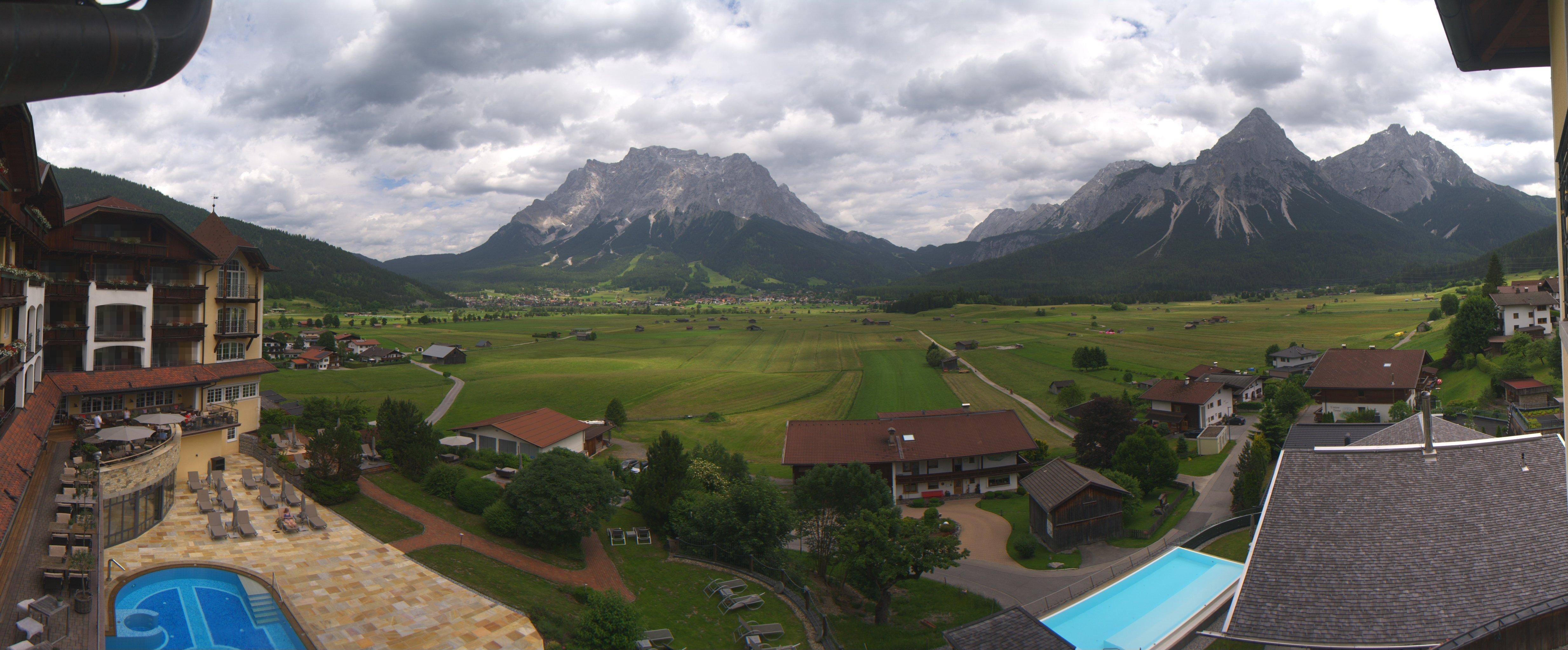 Archived image Webcam Panoramic view Hotel Post Lermoos