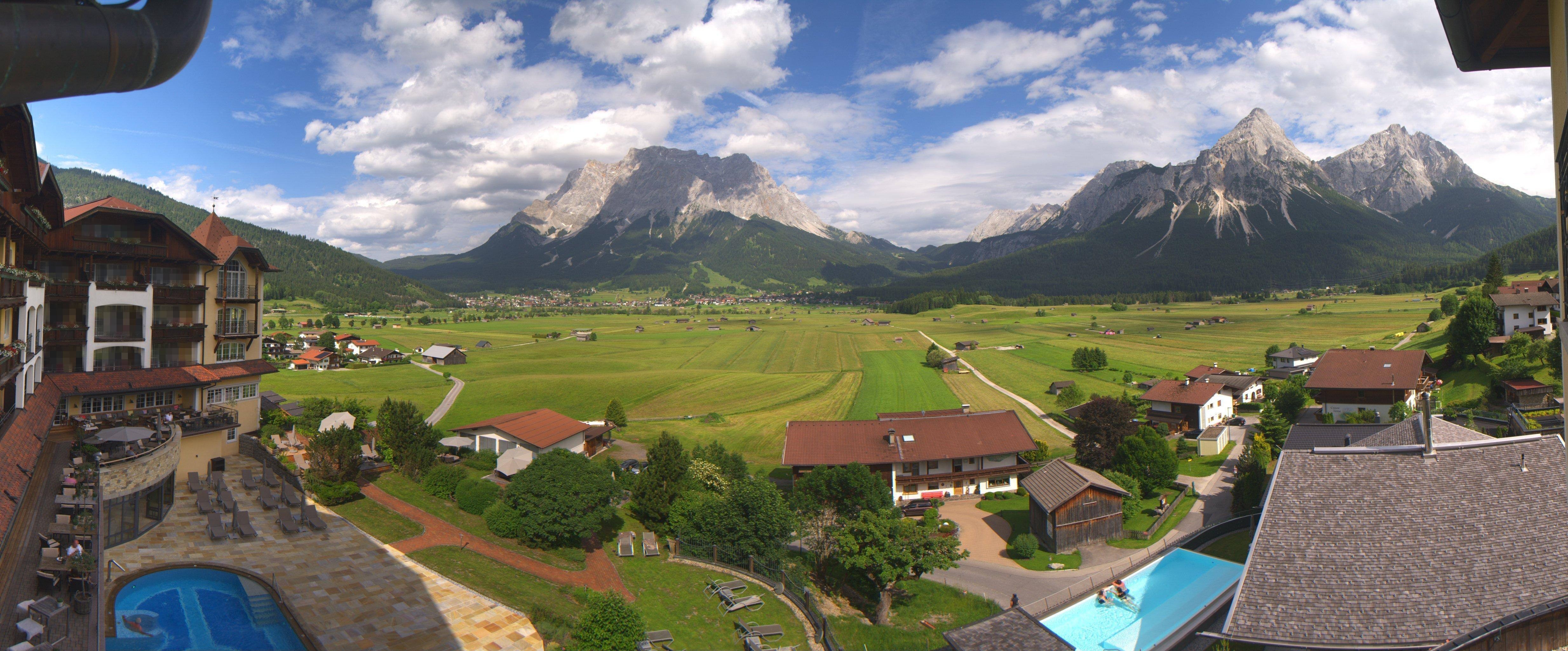 Archived image Webcam Panoramic view Hotel Post Lermoos