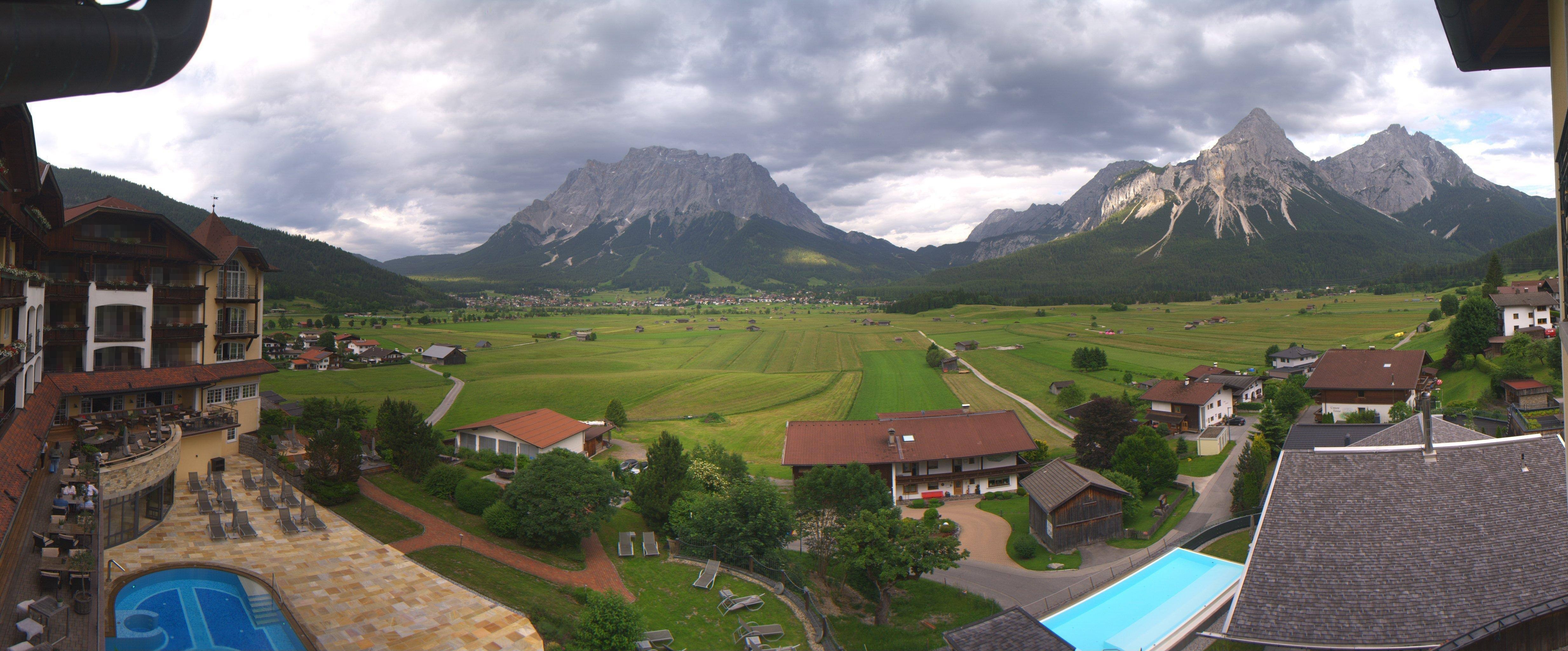 Archived image Webcam Panoramic view Hotel Post Lermoos