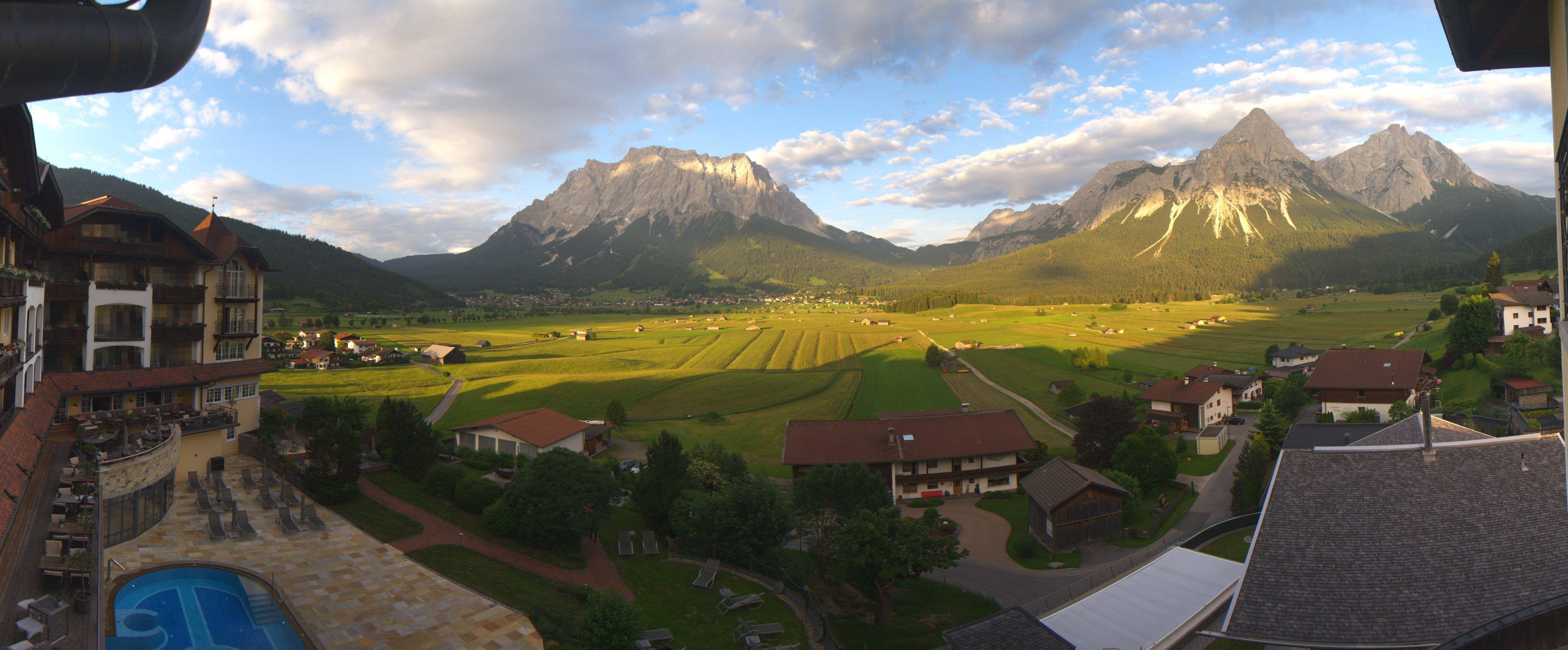 Archived image Webcam Panoramic view Hotel Post Lermoos