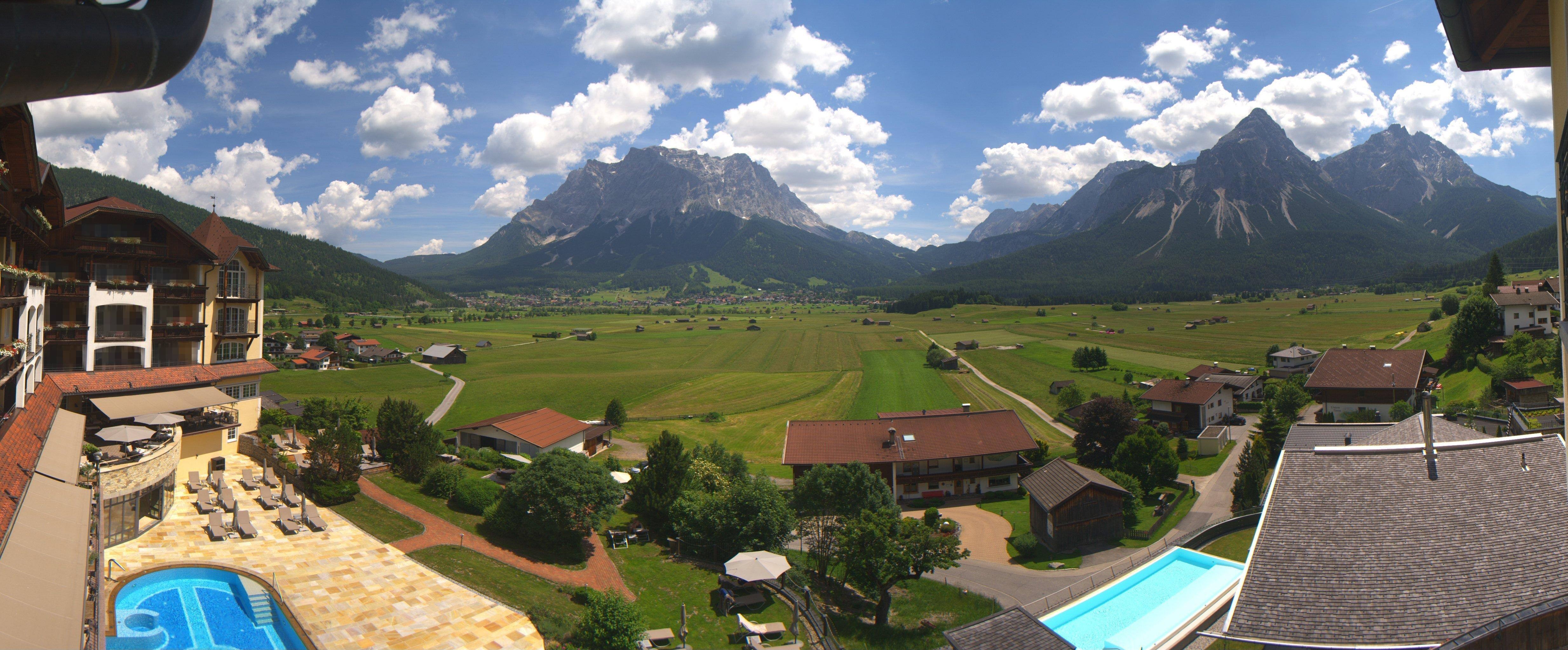 Archiv Foto Webcam Panoramablick Zugspitze