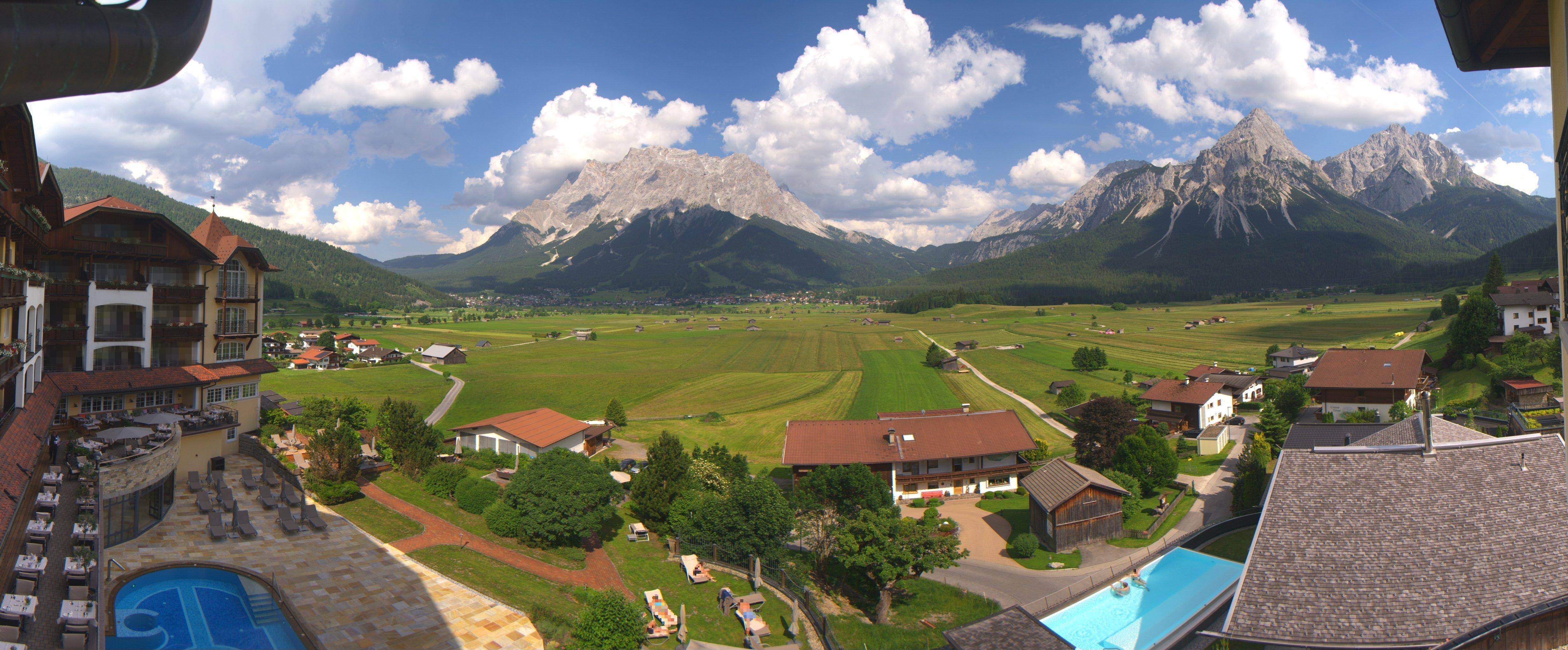 Archiv Foto Webcam Panoramablick Zugspitze