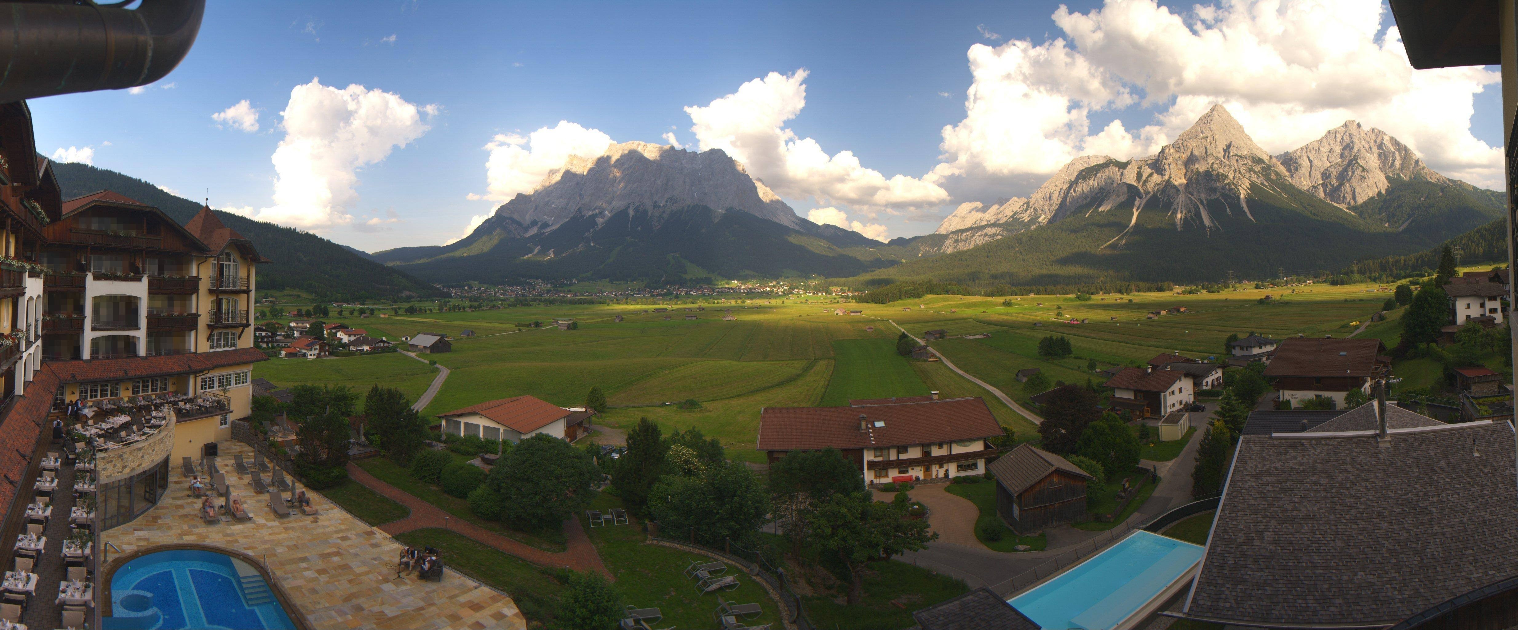 Archiv Foto Webcam Panoramablick Zugspitze