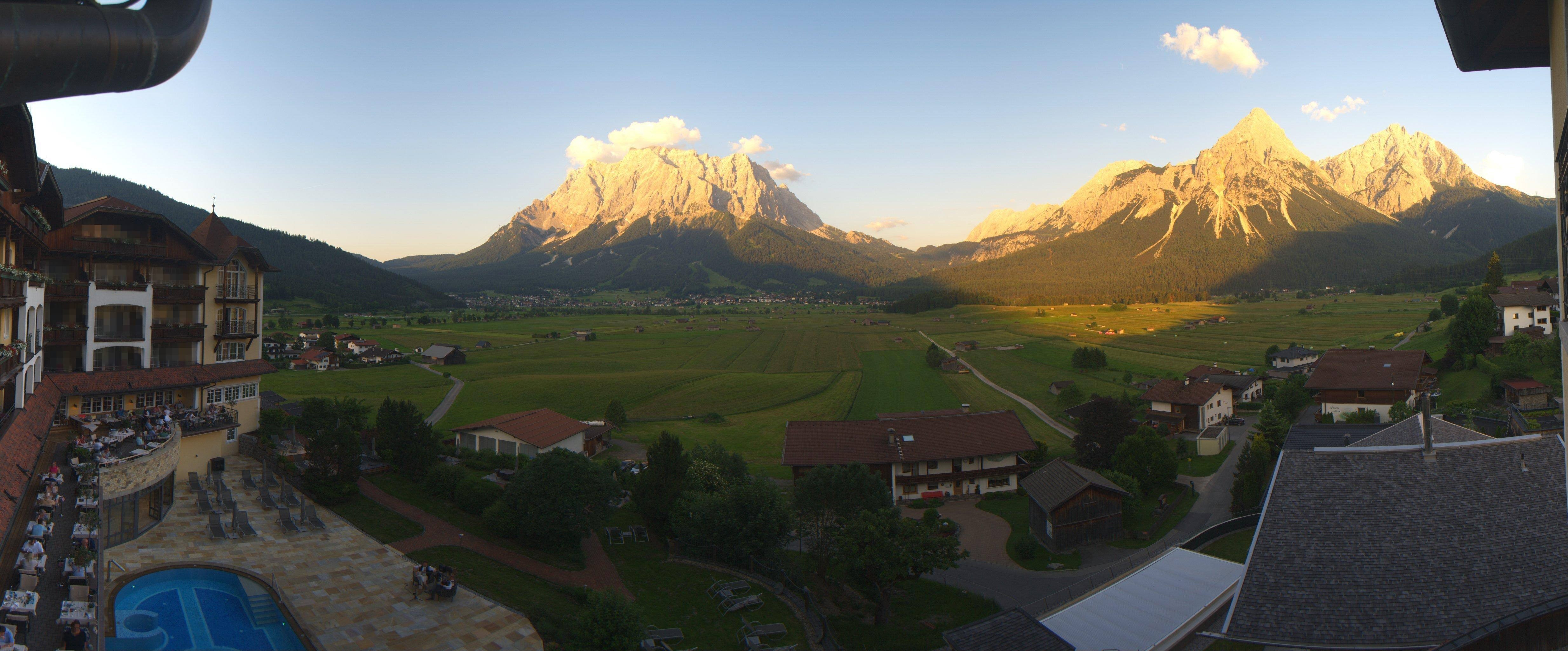 Archiv Foto Webcam Panoramablick Zugspitze