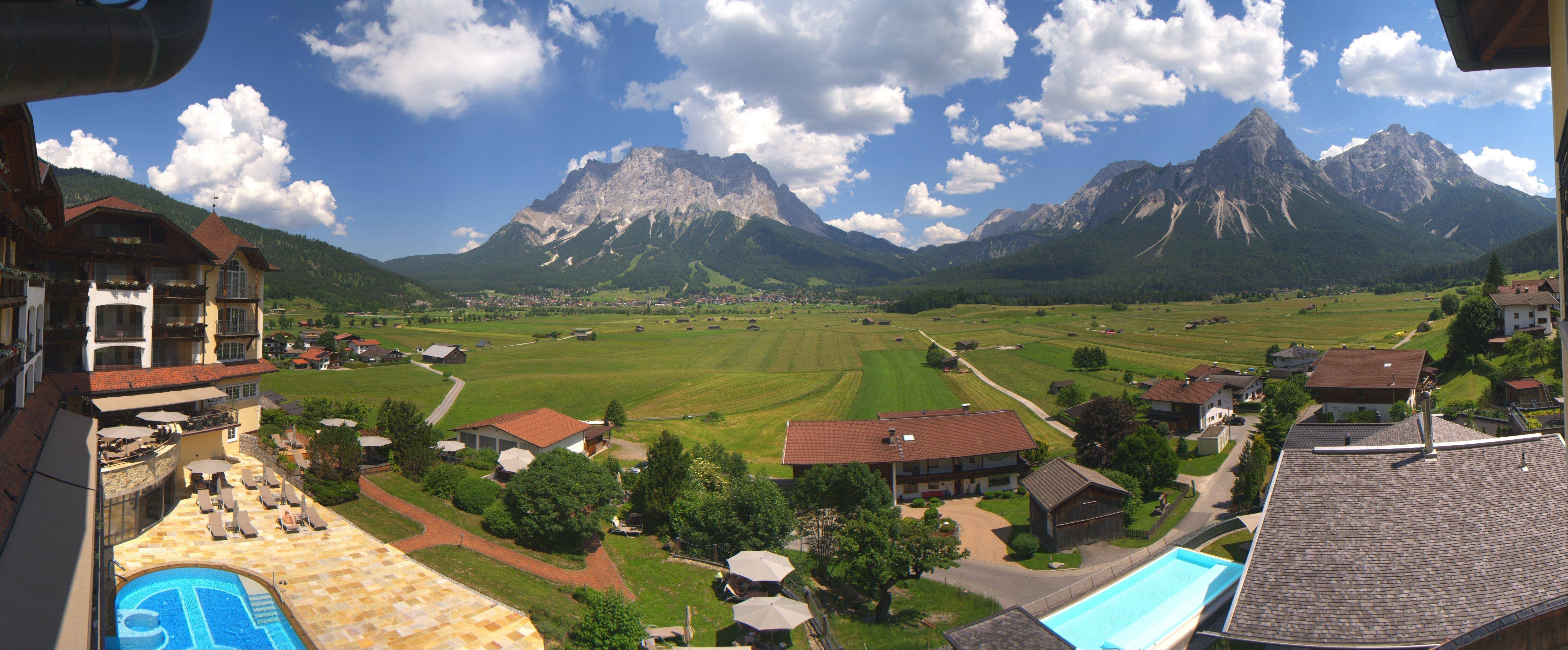 Archiv Foto Webcam Panoramablick Zugspitze