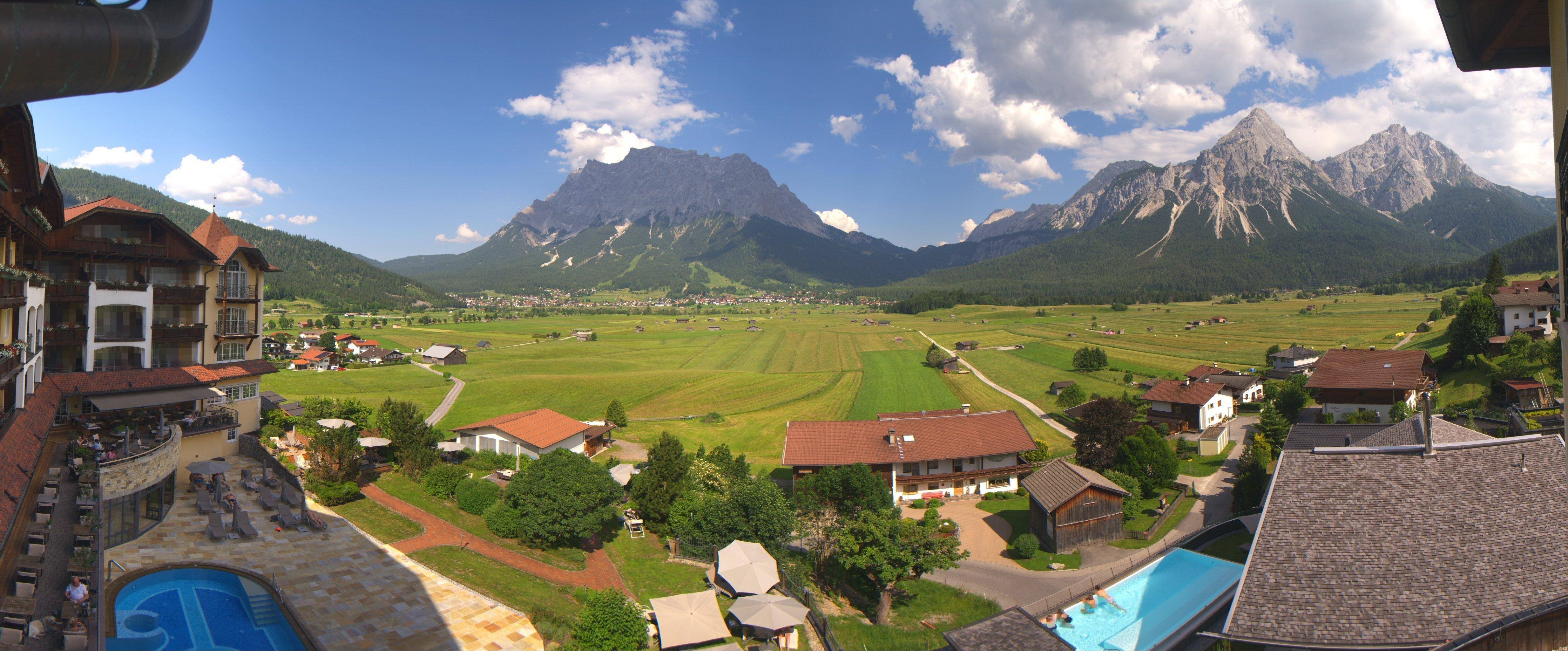 Archiv Foto Webcam Panoramablick Zugspitze
