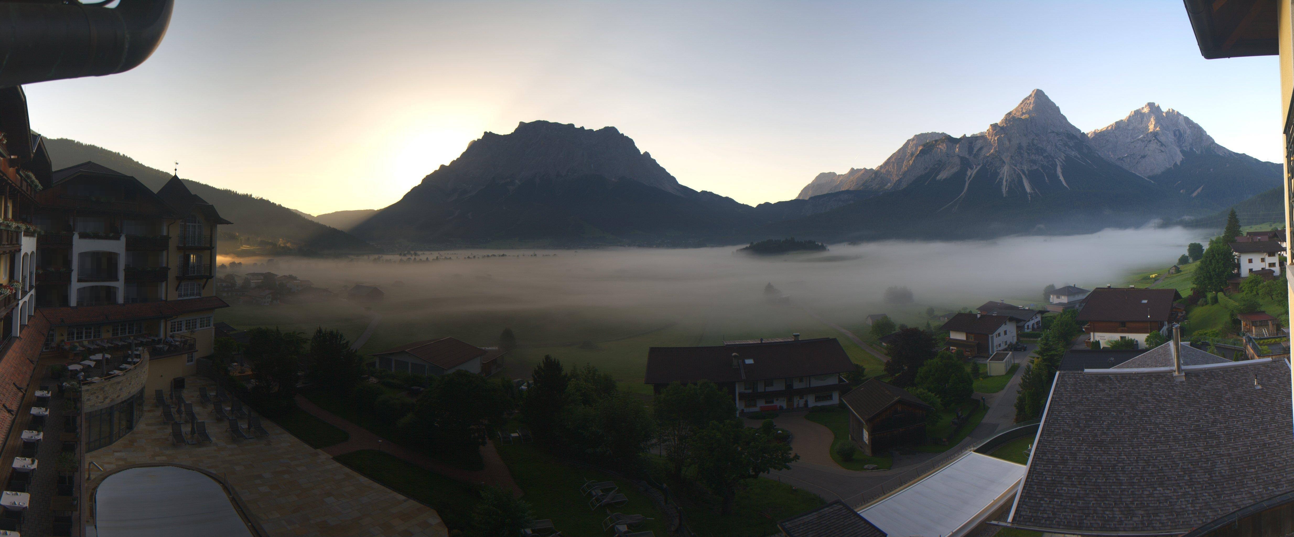 Archived image Webcam Panoramic view Hotel Post Lermoos