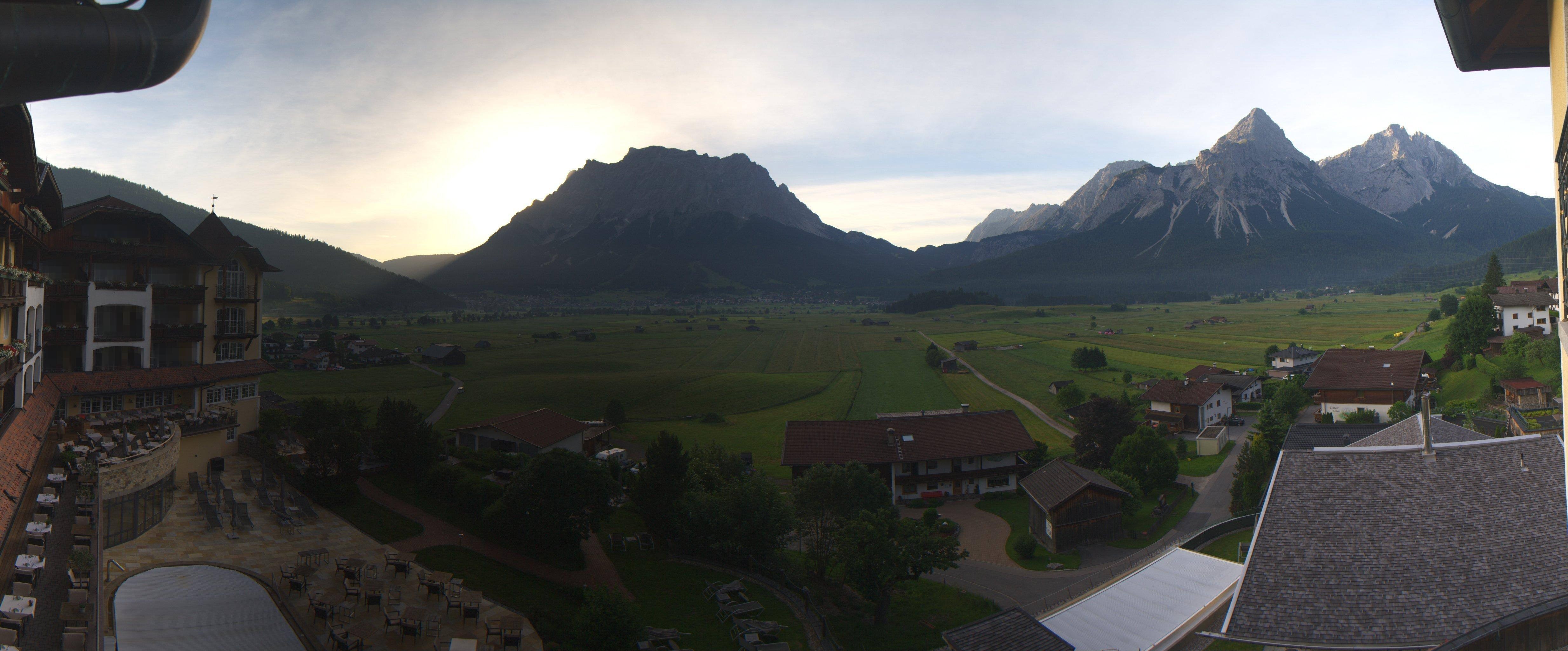 Archiv Foto Webcam Panoramablick Zugspitze