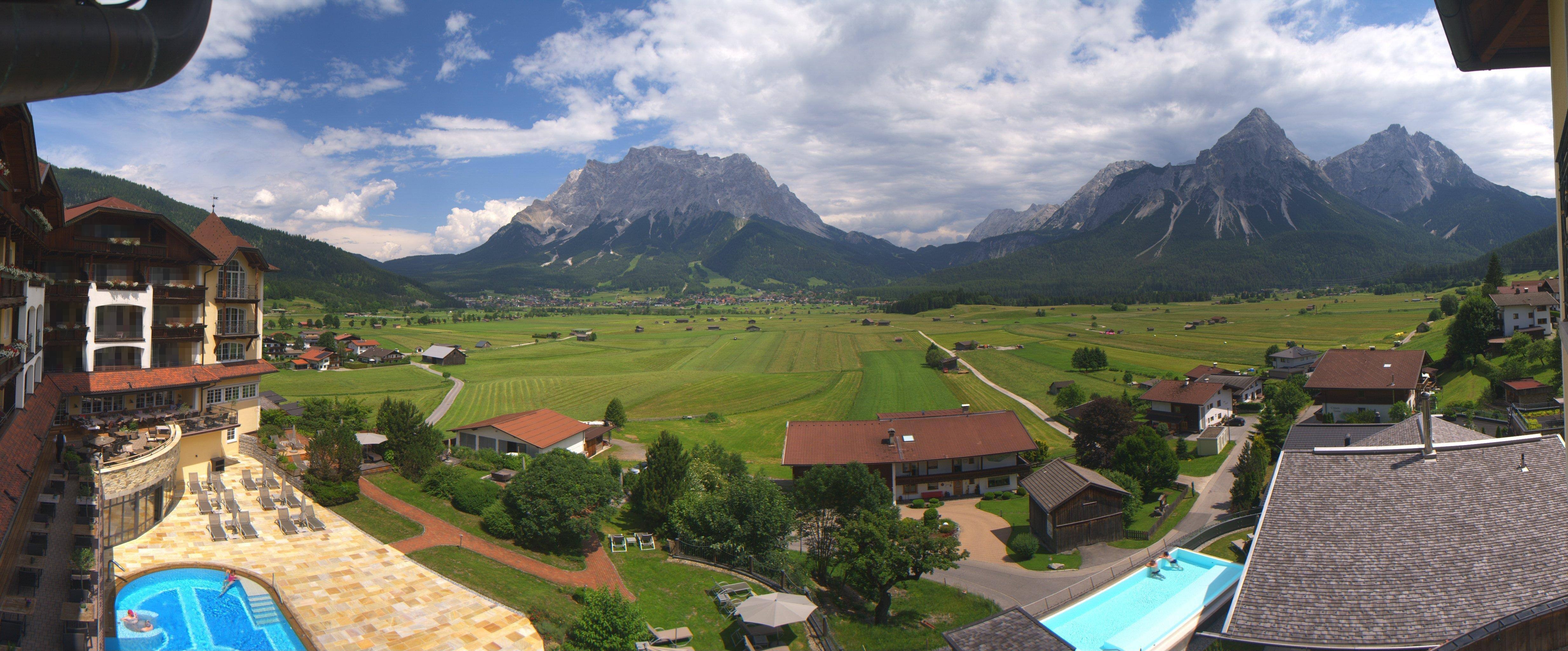 Archiv Foto Webcam Panoramablick Zugspitze