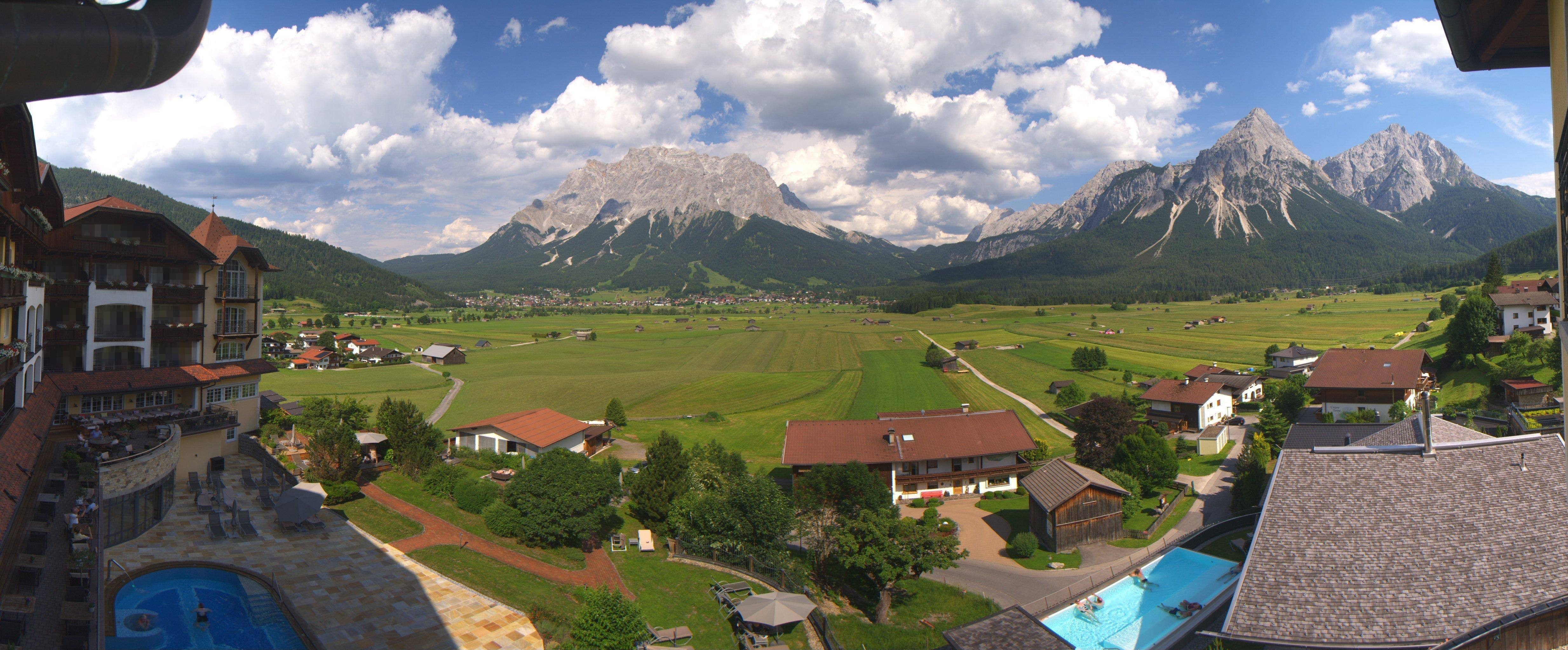 Archiv Foto Webcam Panoramablick Zugspitze
