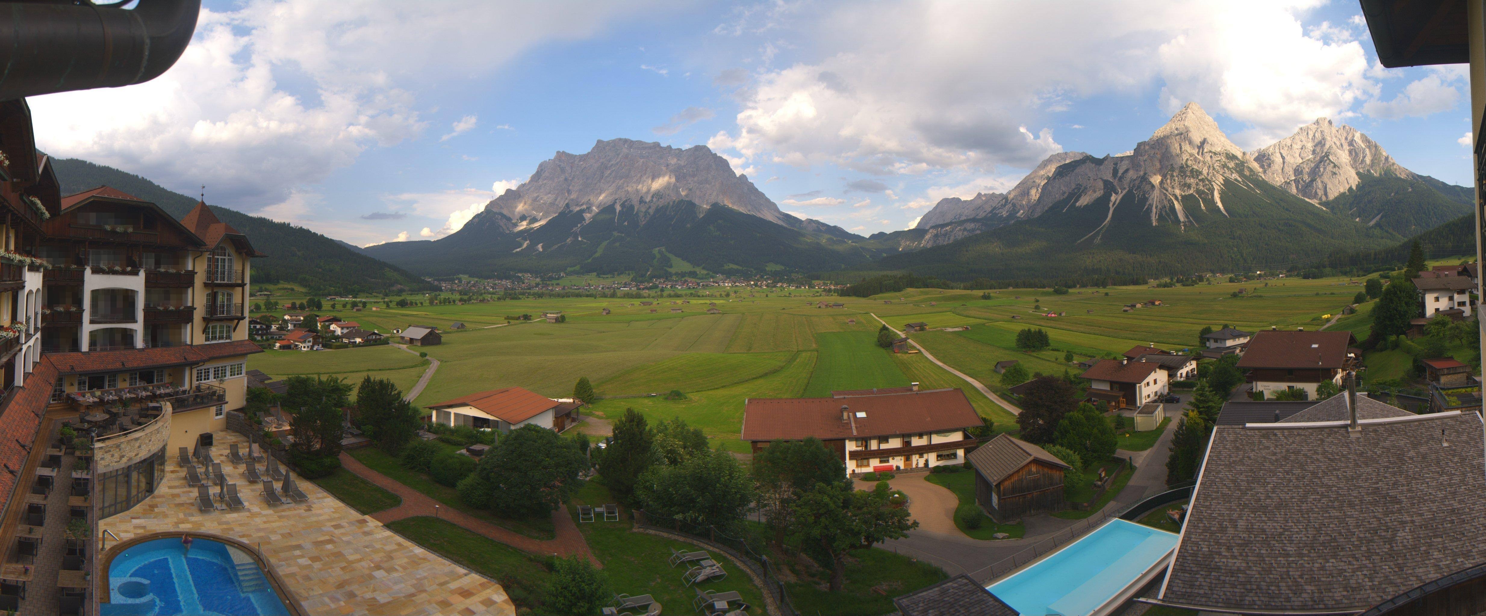 Archiv Foto Webcam Panoramablick Zugspitze