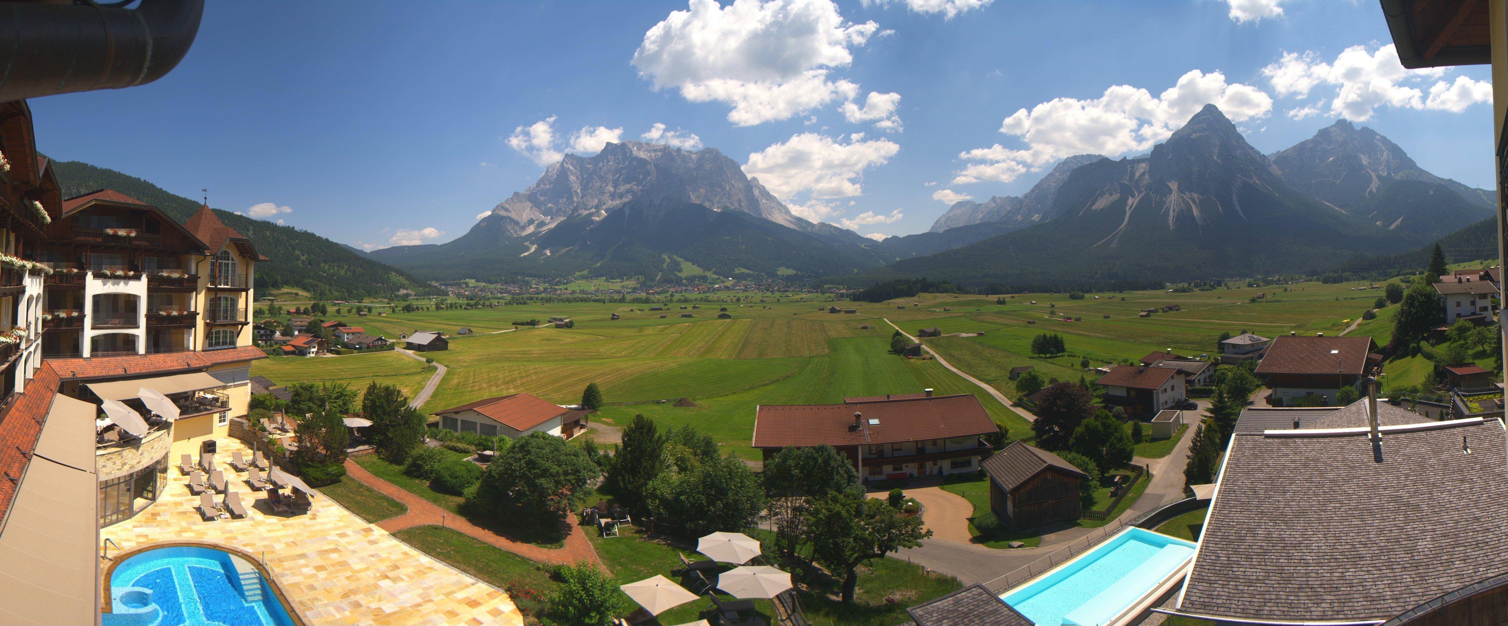 Archiv Foto Webcam Panoramablick Zugspitze