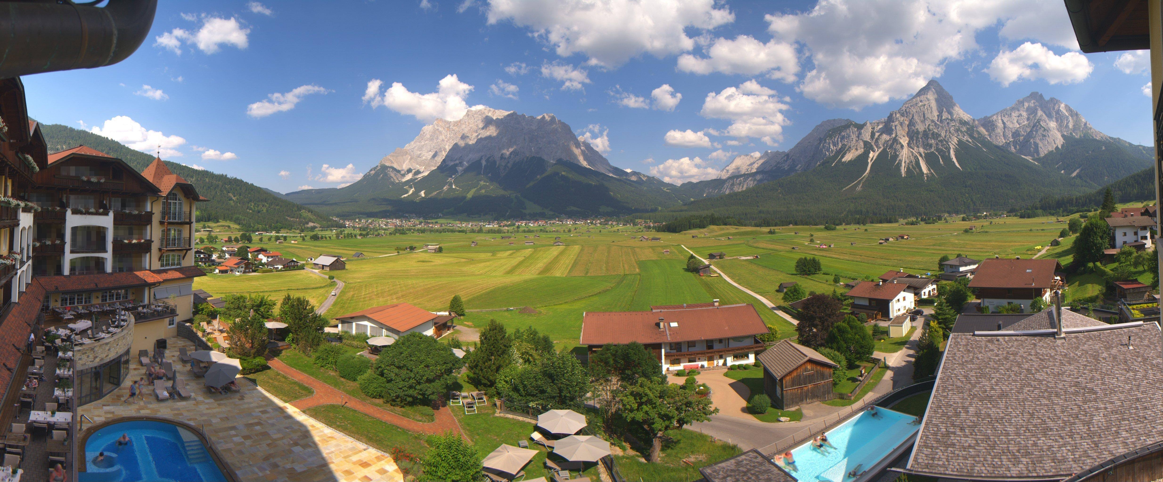Archiv Foto Webcam Panoramablick Zugspitze