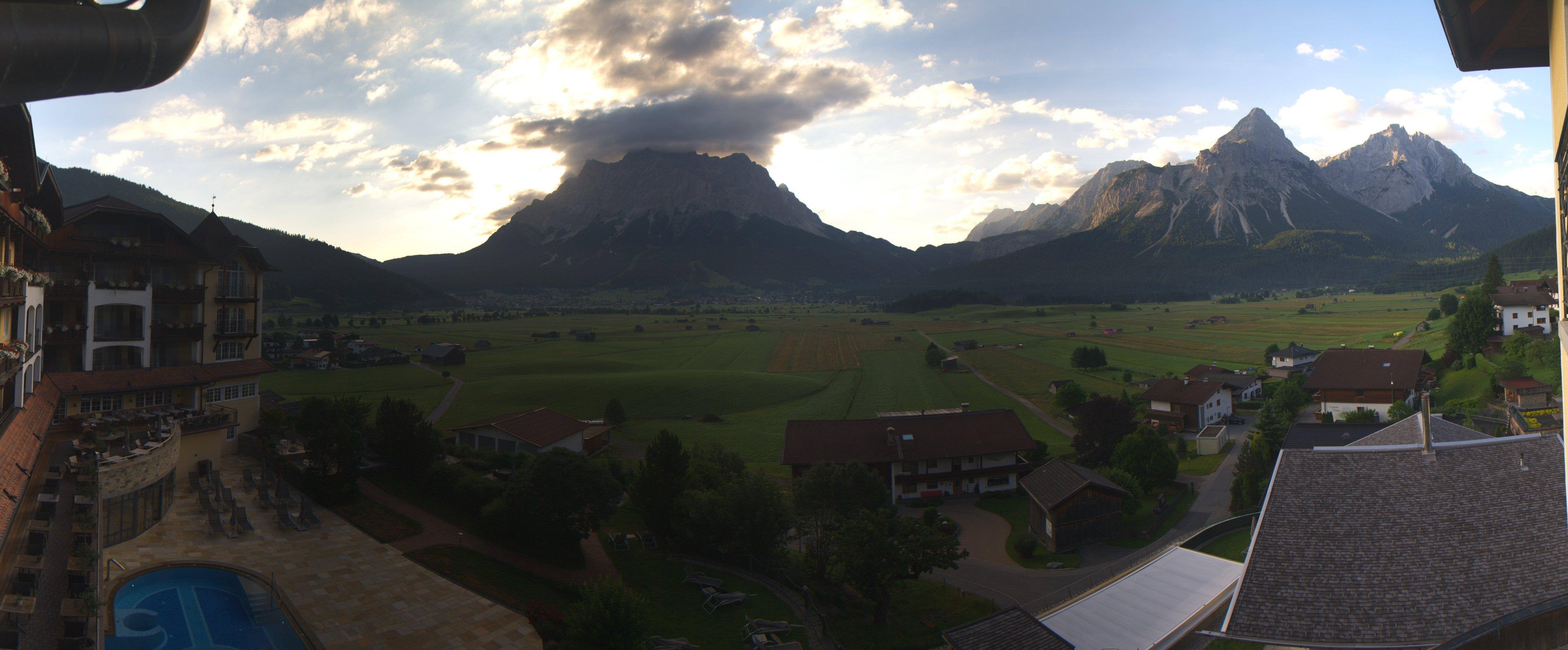 Archiv Foto Webcam Panoramablick Zugspitze