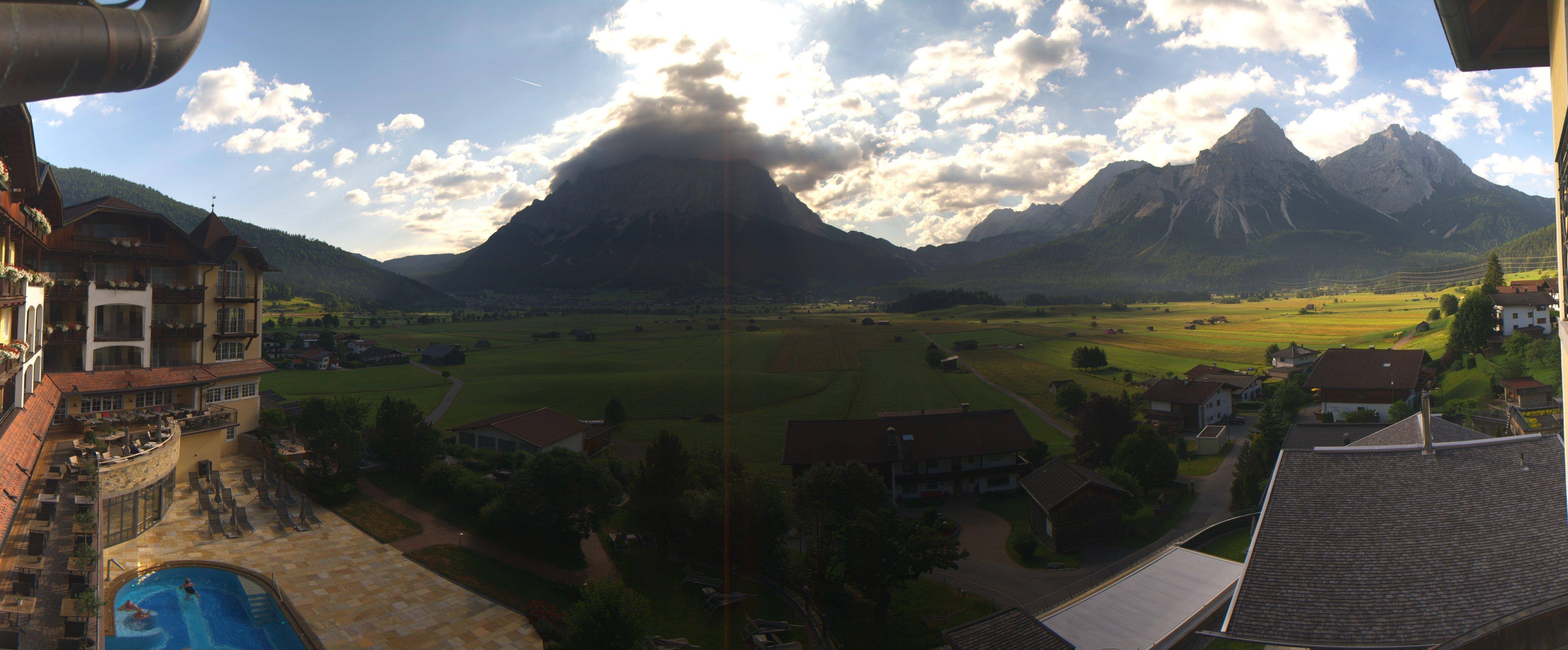 Archiv Foto Webcam Panoramablick Zugspitze