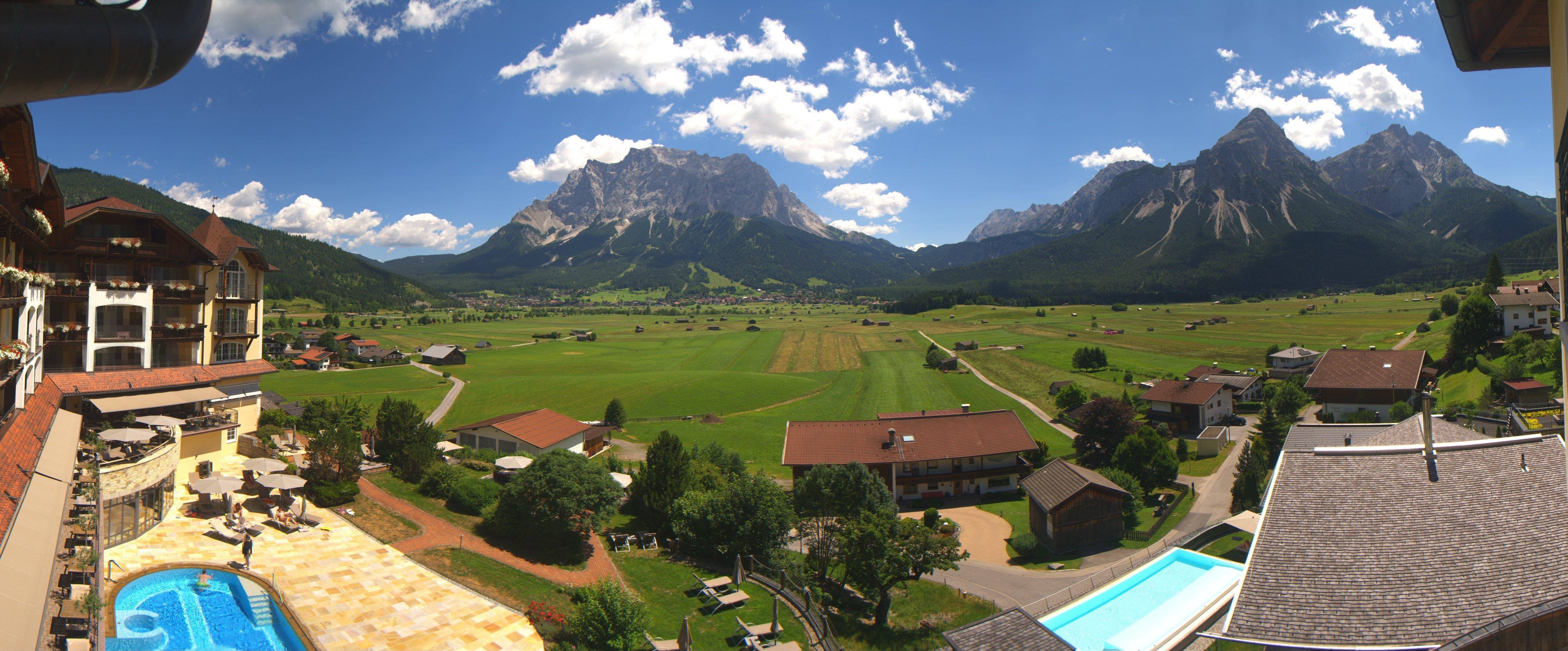 Archiv Foto Webcam Panoramablick Zugspitze