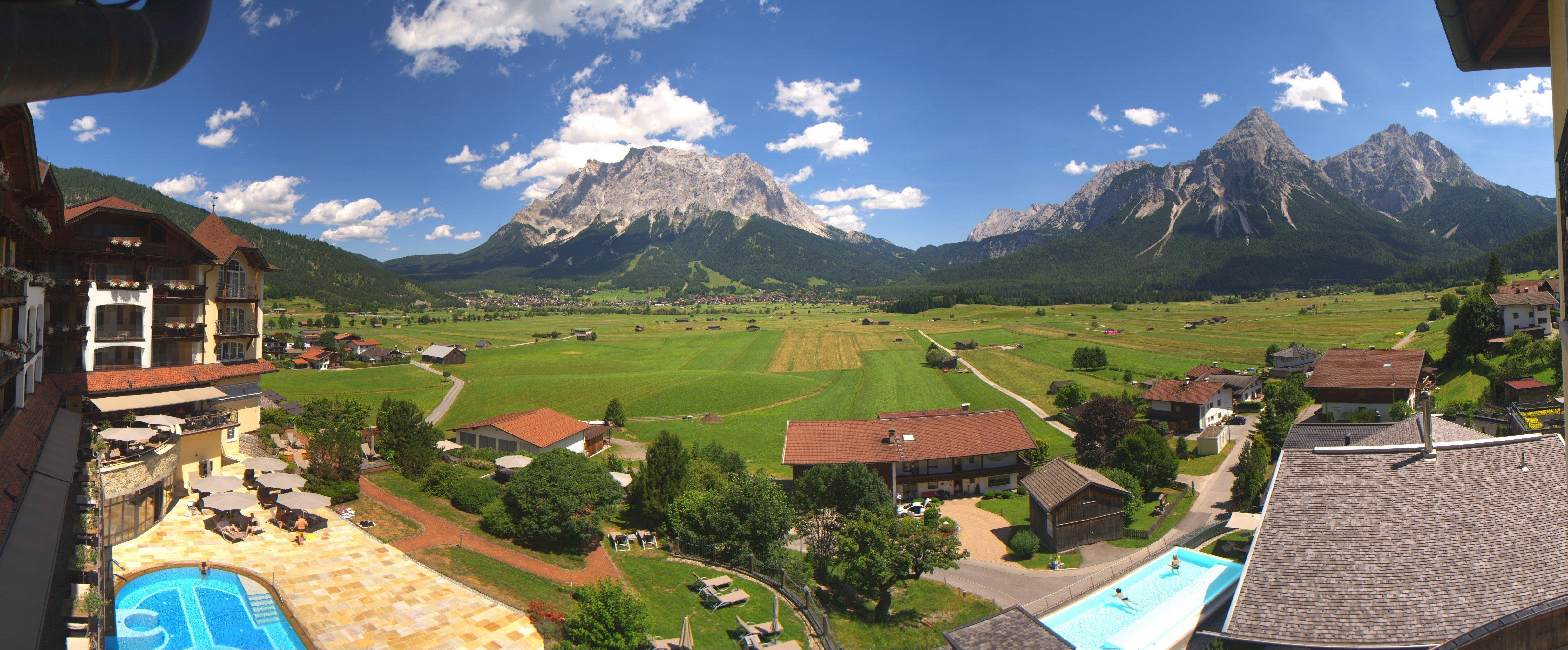 Archiv Foto Webcam Panoramablick Zugspitze