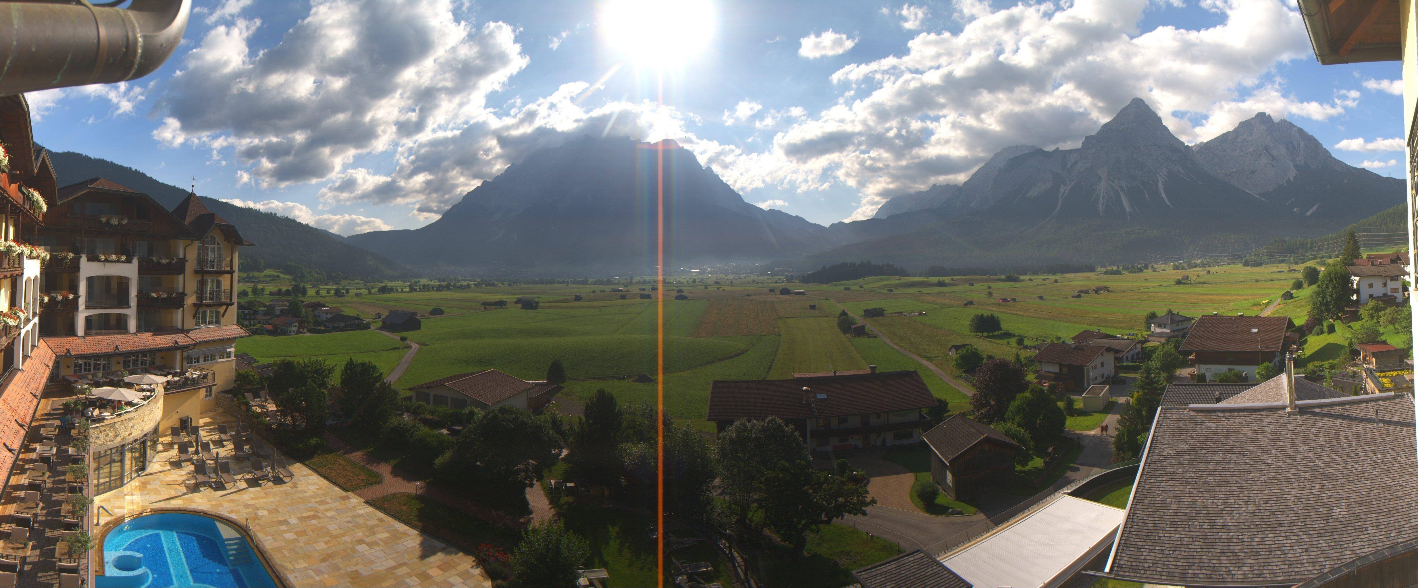 Archiv Foto Webcam Panoramablick Zugspitze