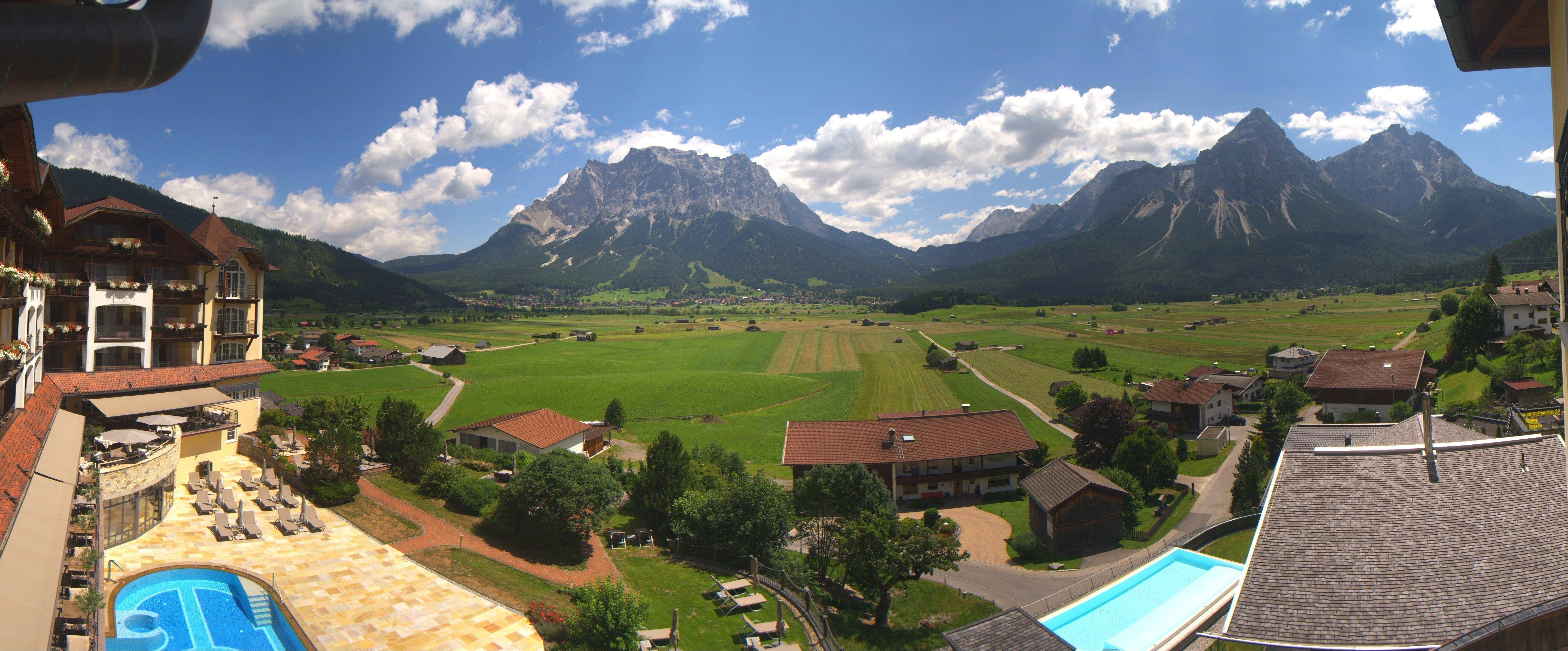 Archiv Foto Webcam Panoramablick Zugspitze