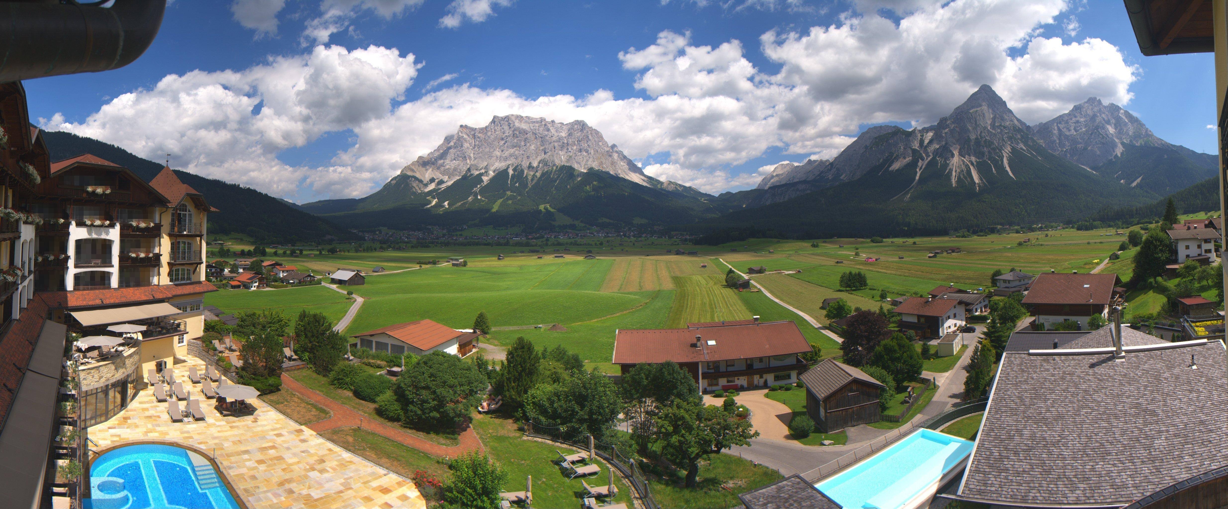 Archiv Foto Webcam Panoramablick Zugspitze