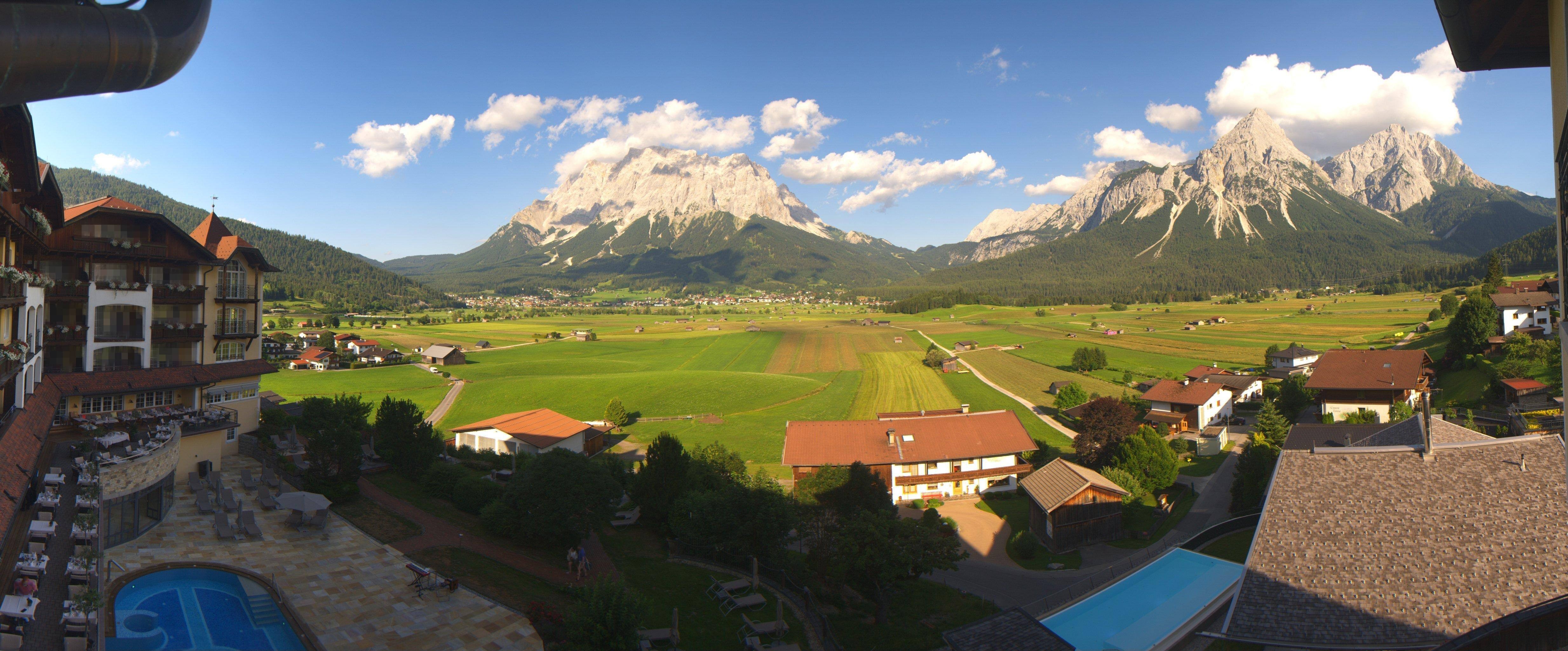Archiv Foto Webcam Panoramablick Zugspitze