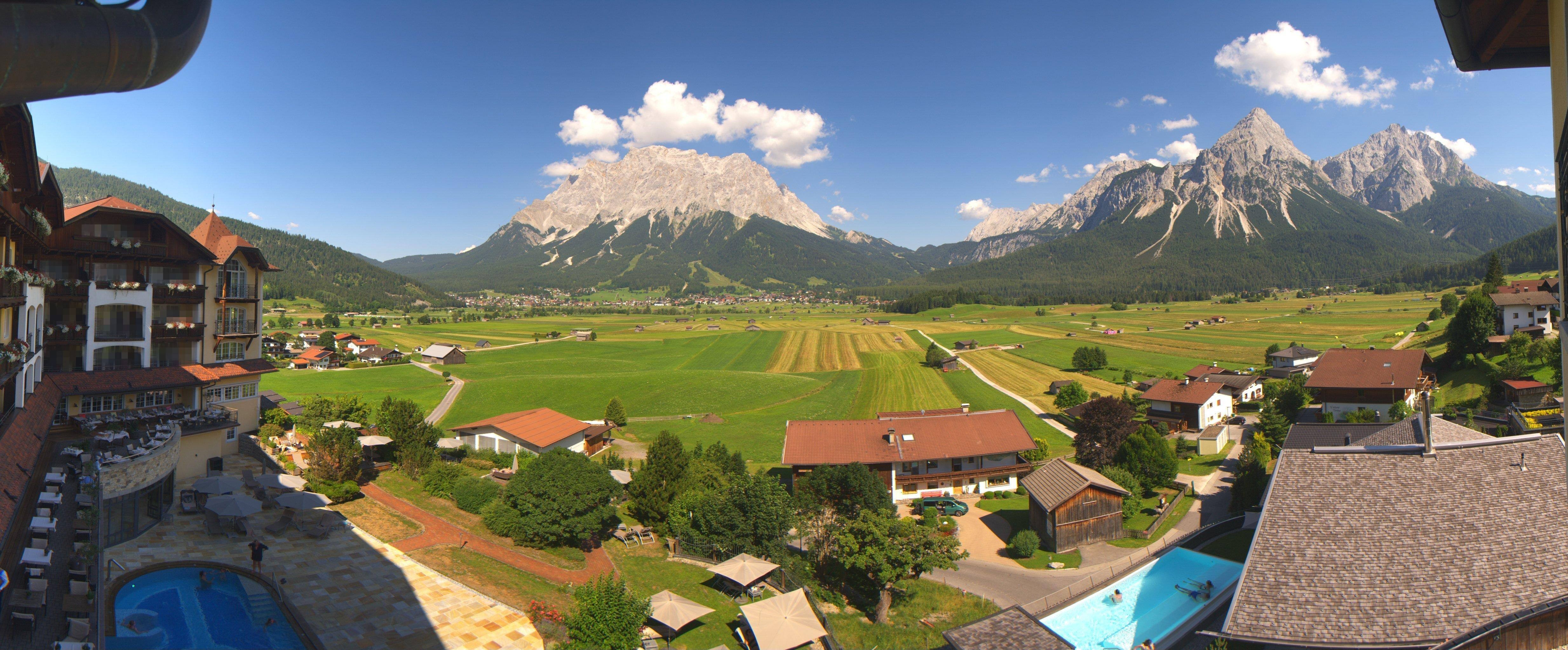 Archiv Foto Webcam Panoramablick Zugspitze