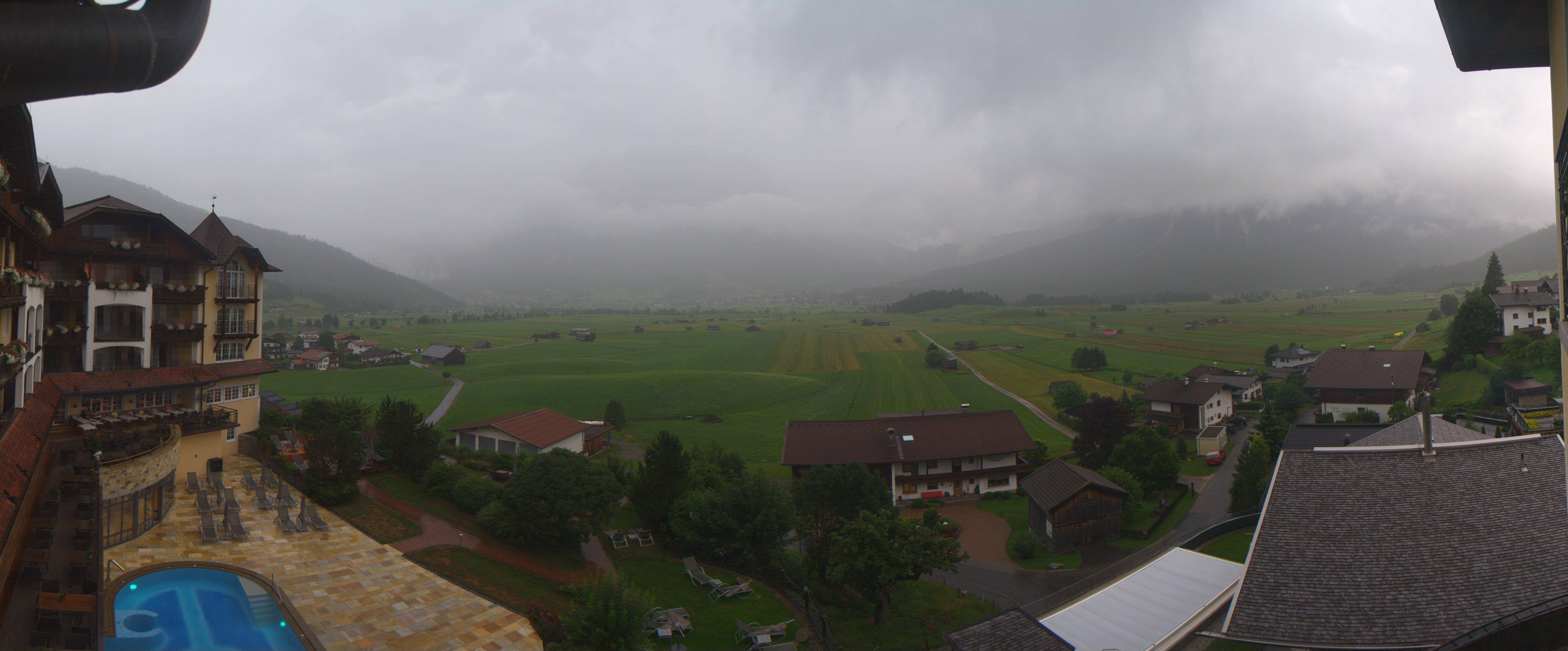 Archived image Webcam Panoramic view Hotel Post Lermoos