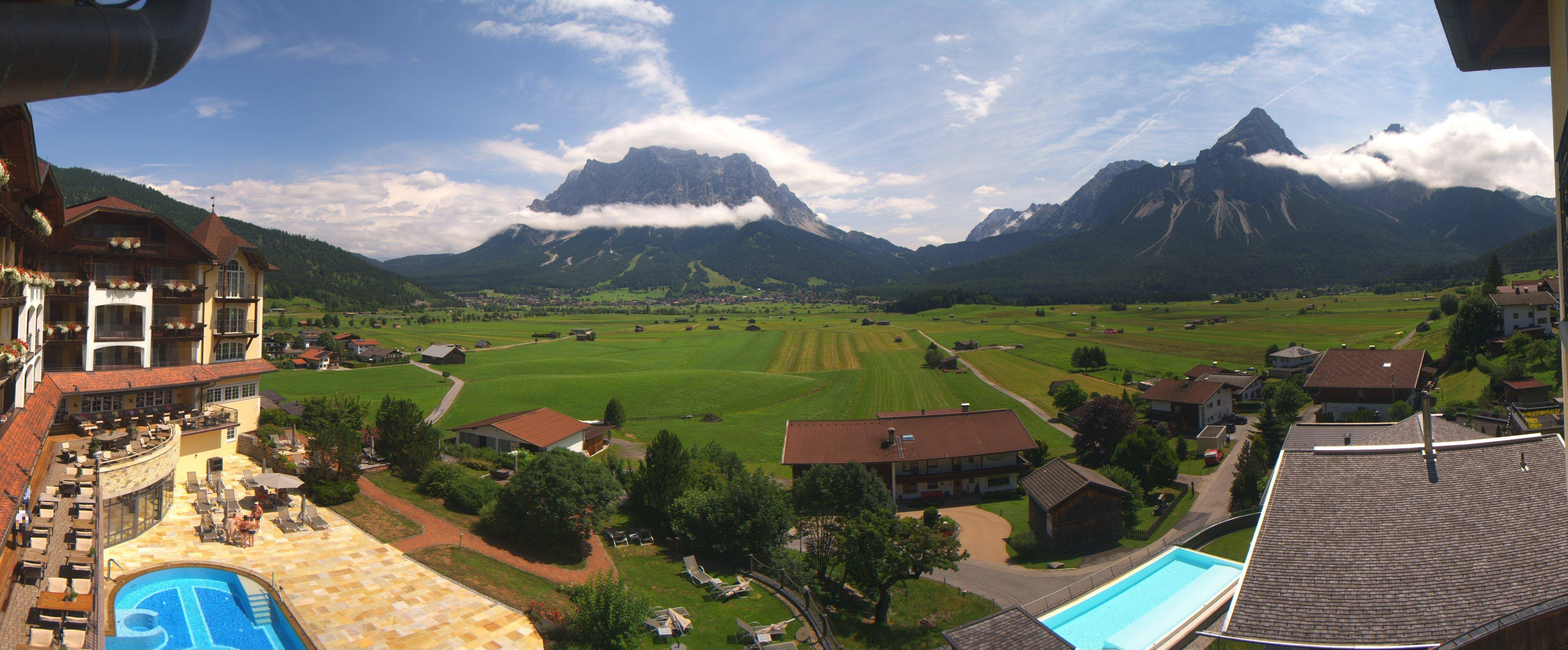 Archived image Webcam Panoramic view Hotel Post Lermoos