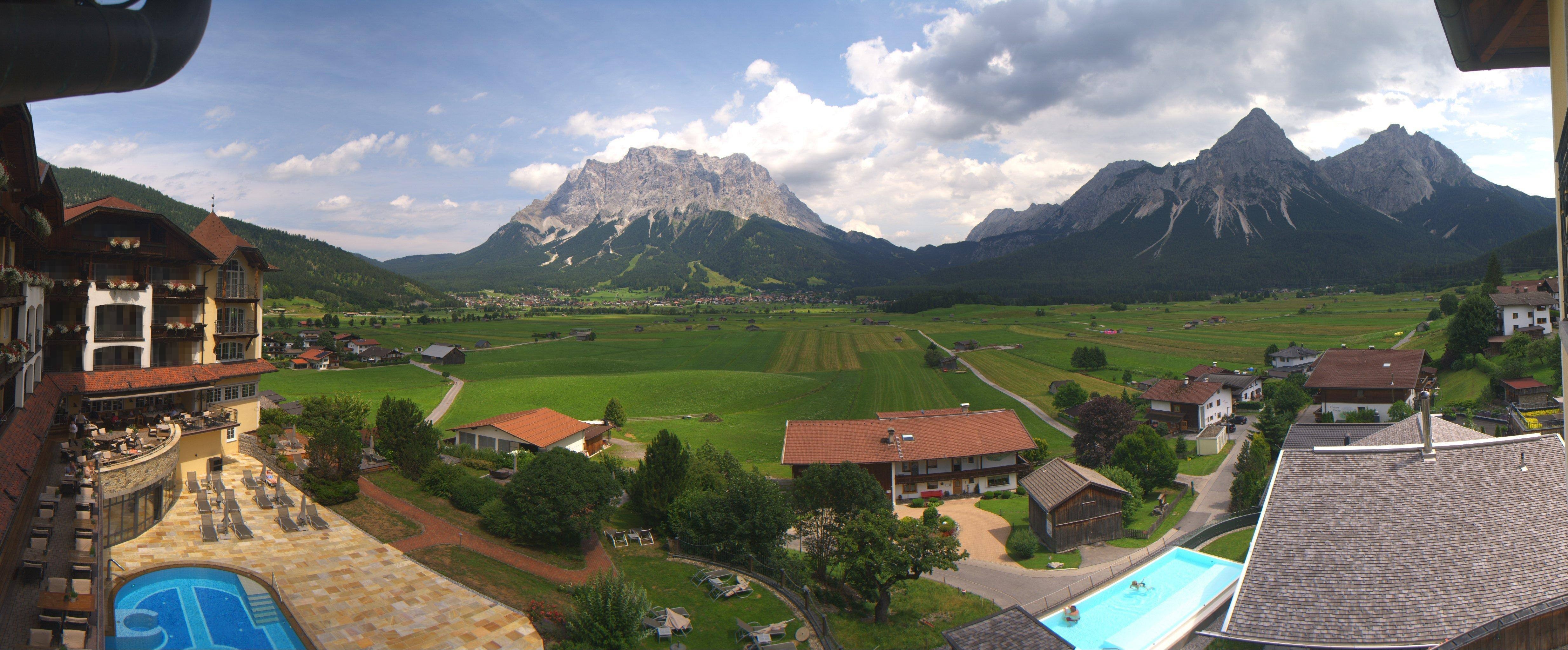 Archived image Webcam Panoramic view Hotel Post Lermoos