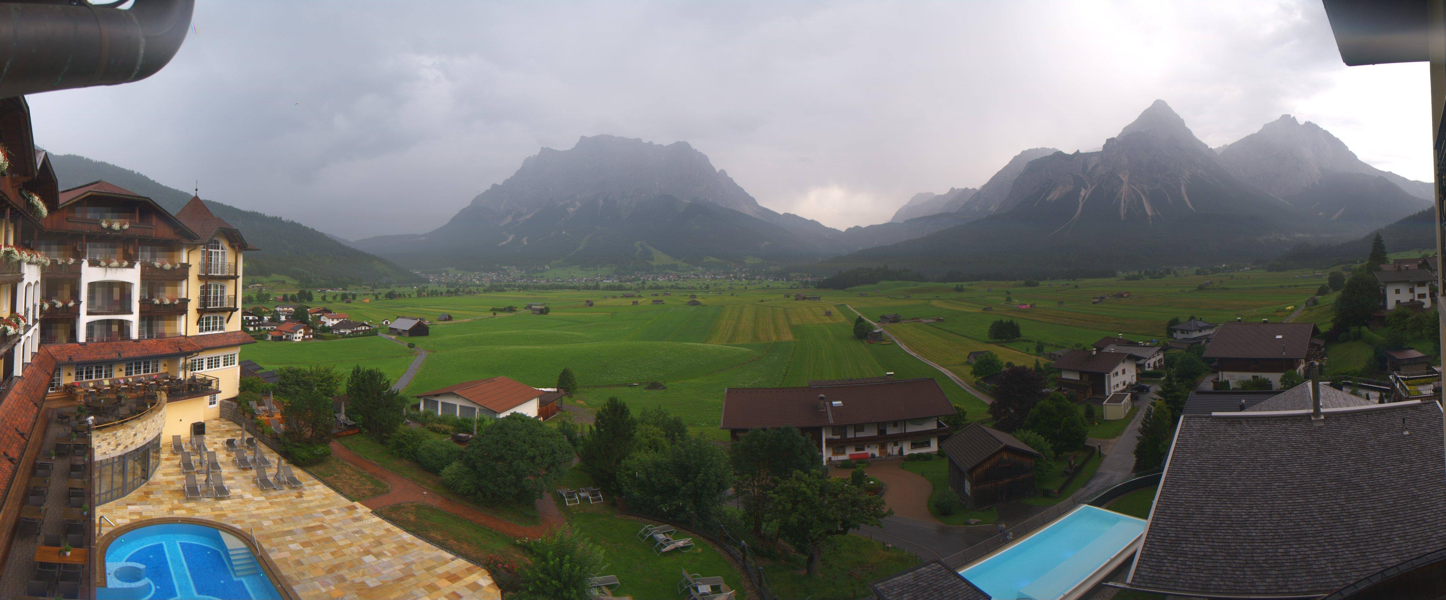 Archived image Webcam Panoramic view Hotel Post Lermoos