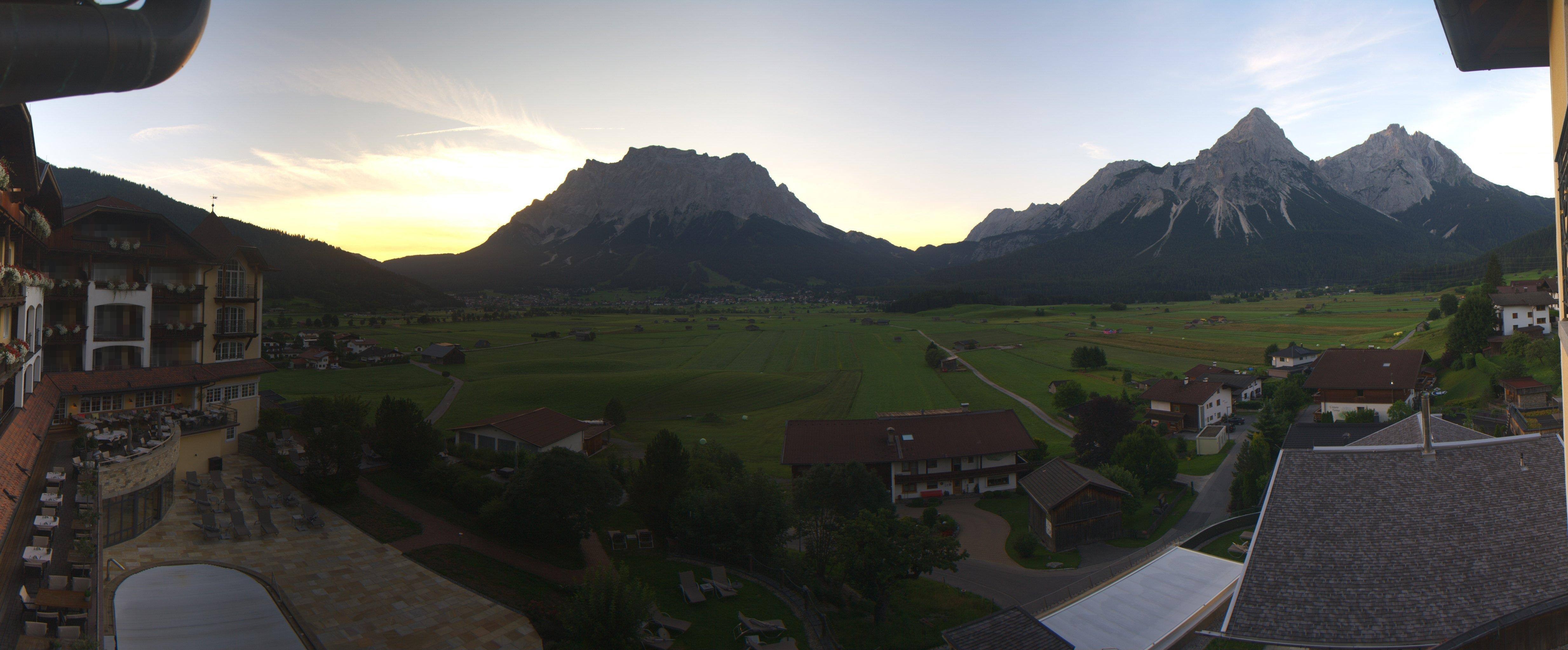 Archiv Foto Webcam Panoramablick Zugspitze