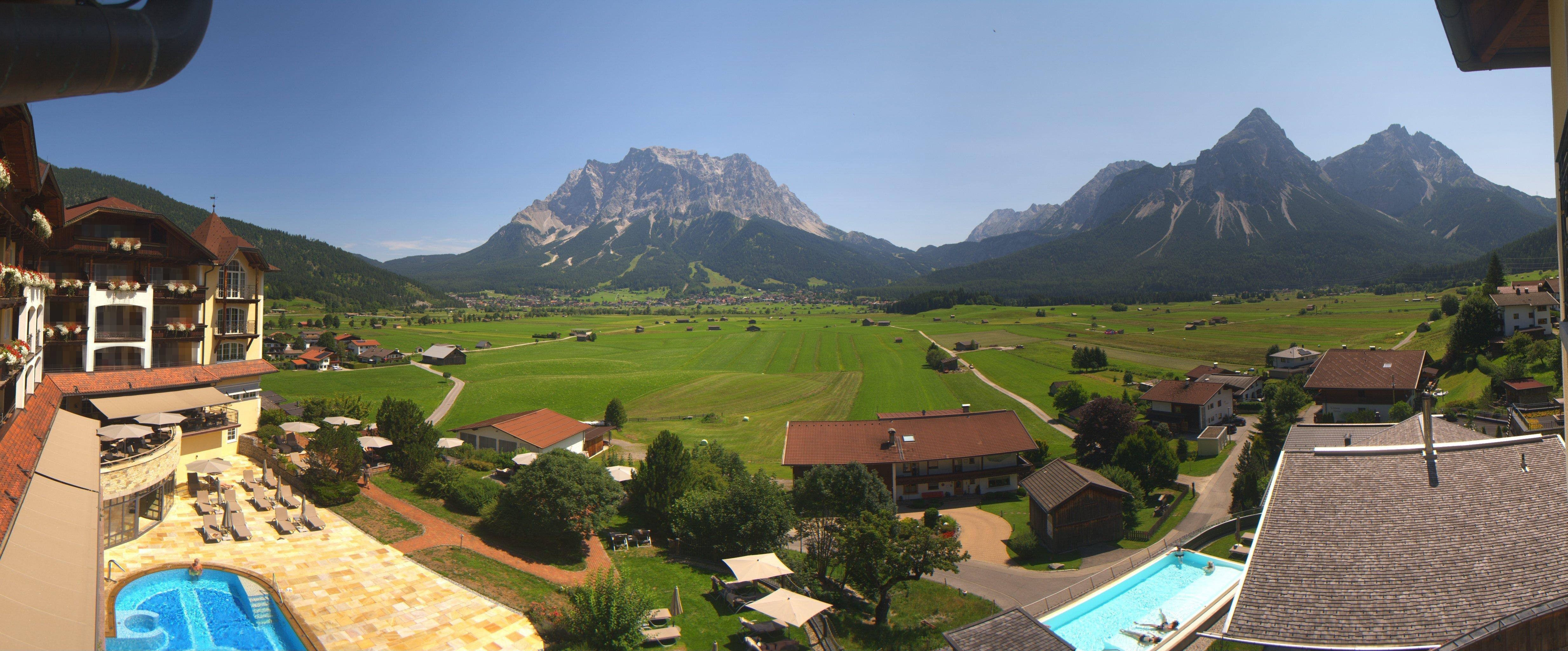 Archiv Foto Webcam Panoramablick Zugspitze