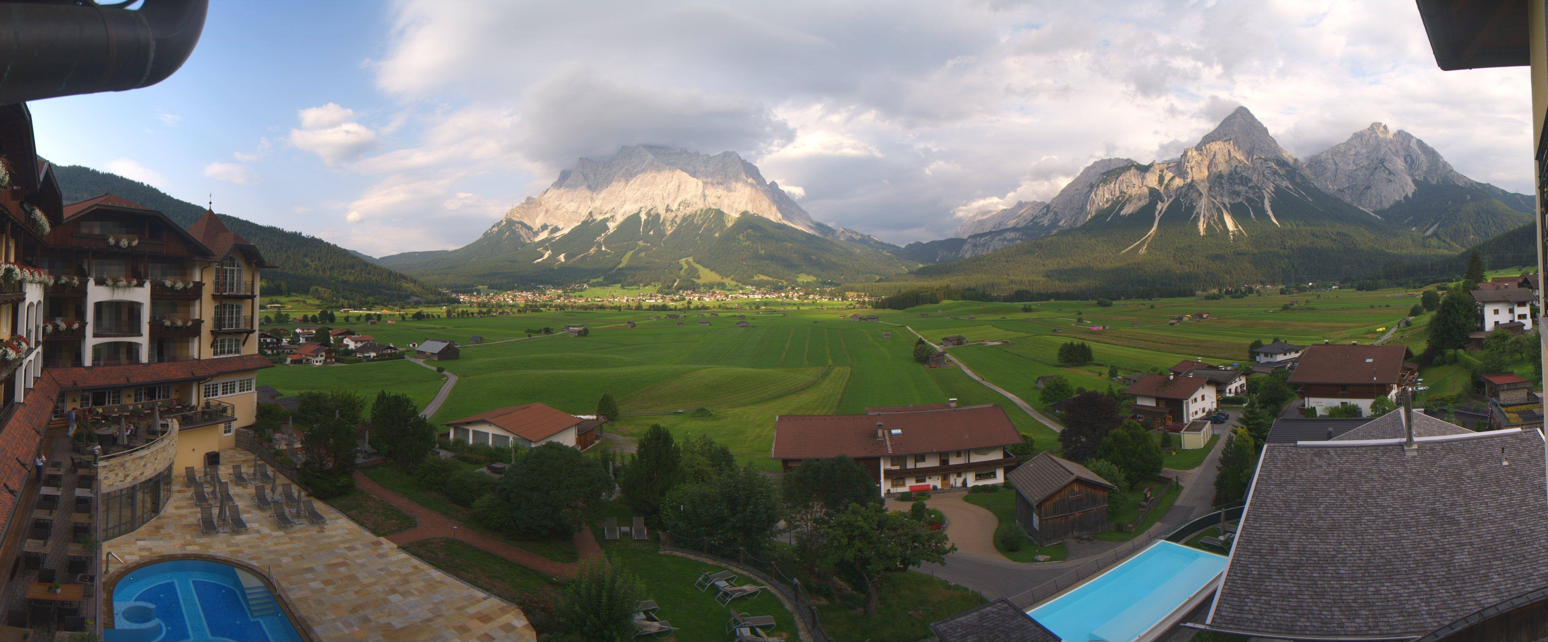 Archiv Foto Webcam Panoramablick Zugspitze