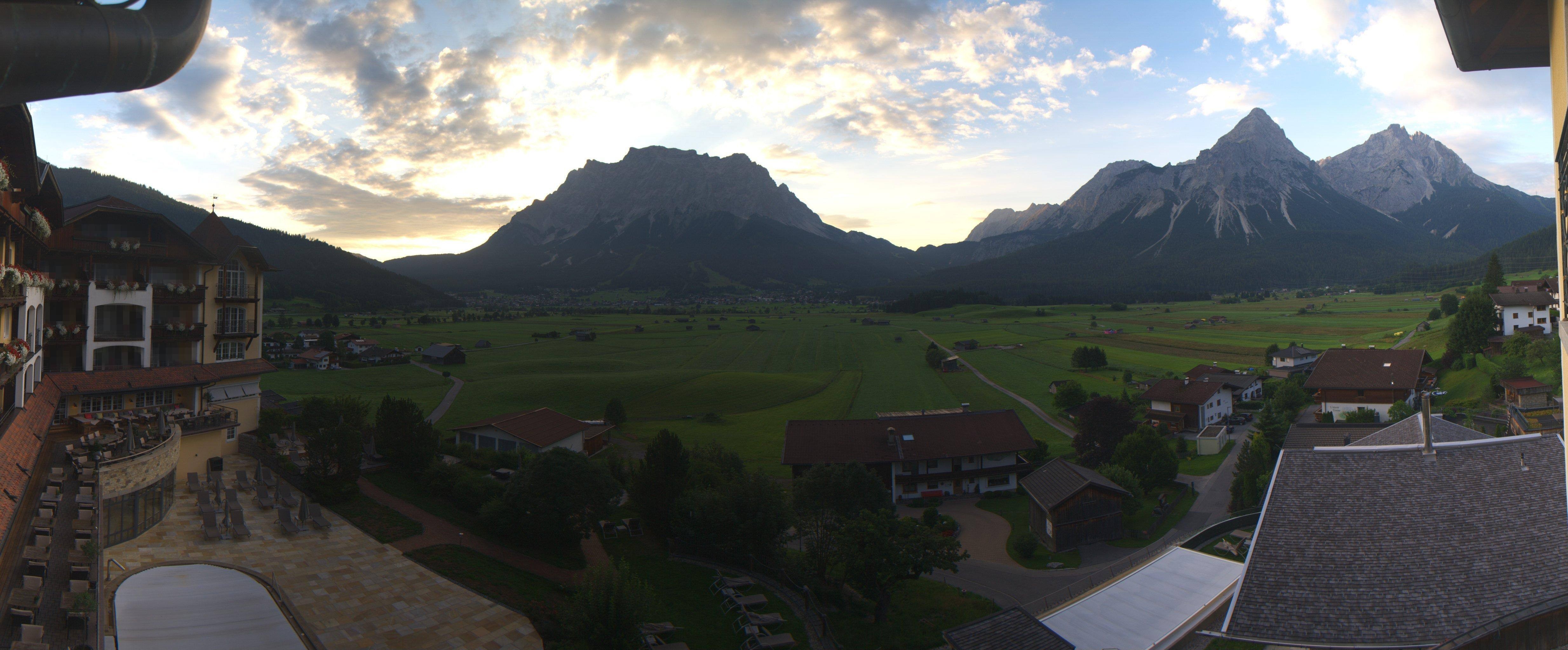 Archiv Foto Webcam Panoramablick Zugspitze