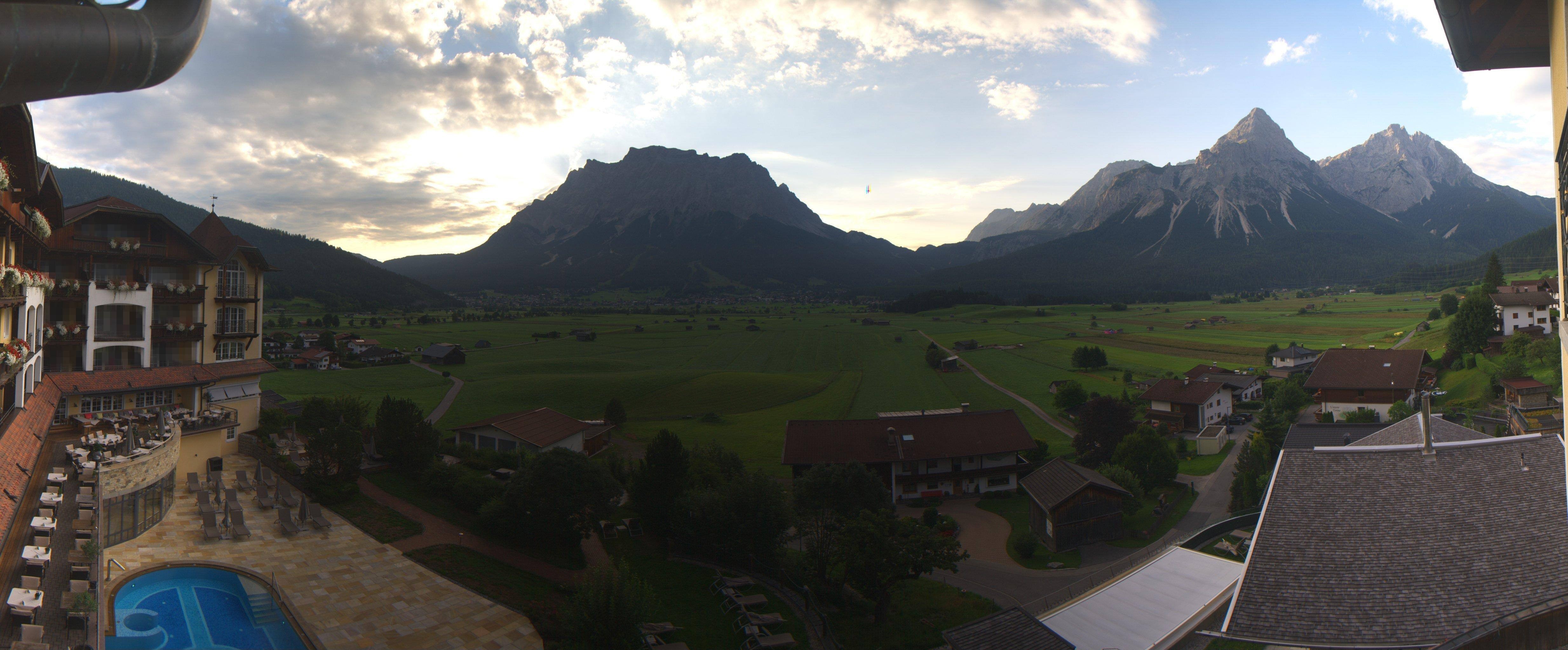 Archiv Foto Webcam Panoramablick Zugspitze