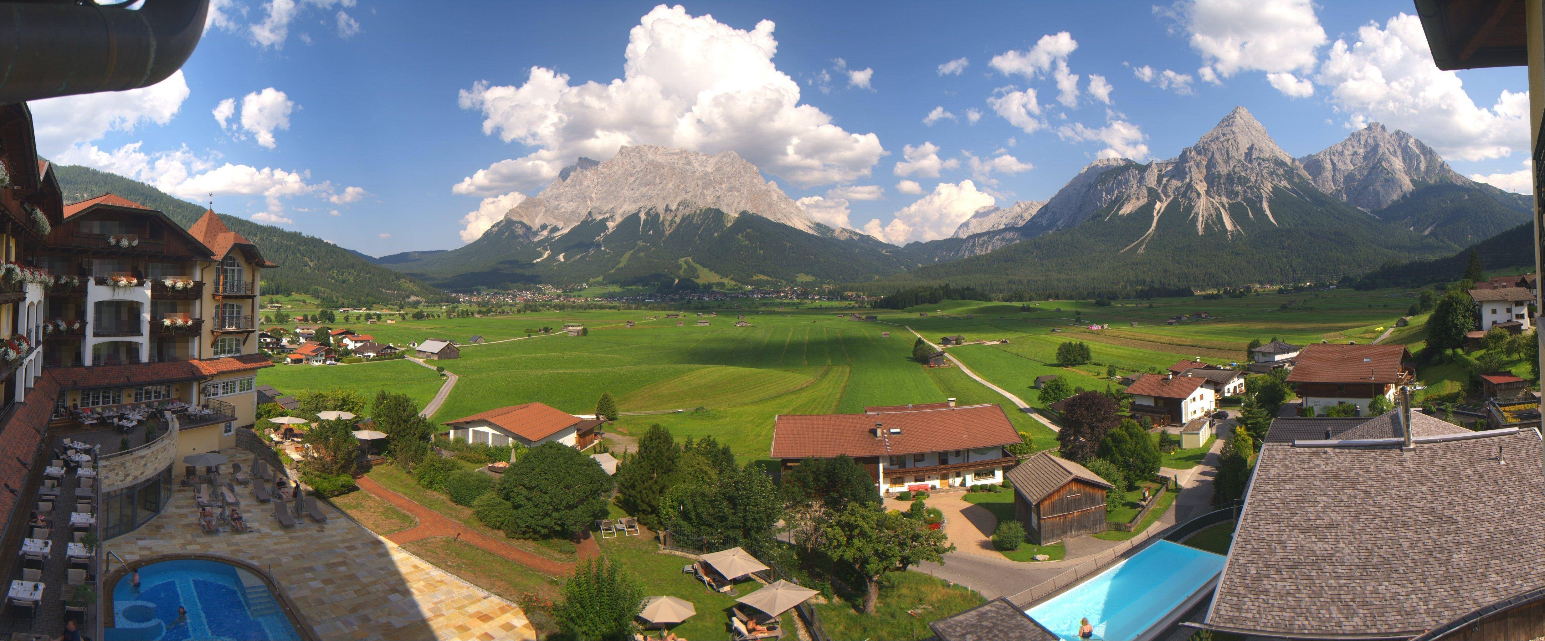Archiv Foto Webcam Panoramablick Zugspitze