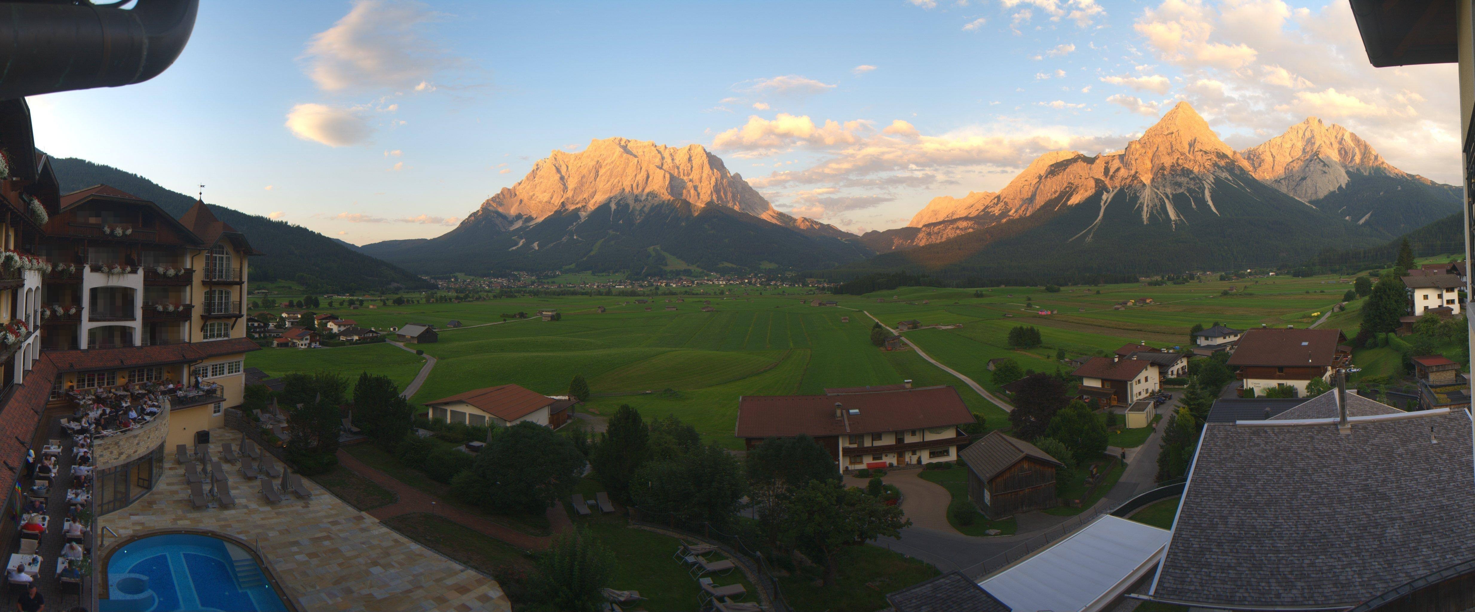 Archiv Foto Webcam Panoramablick Zugspitze