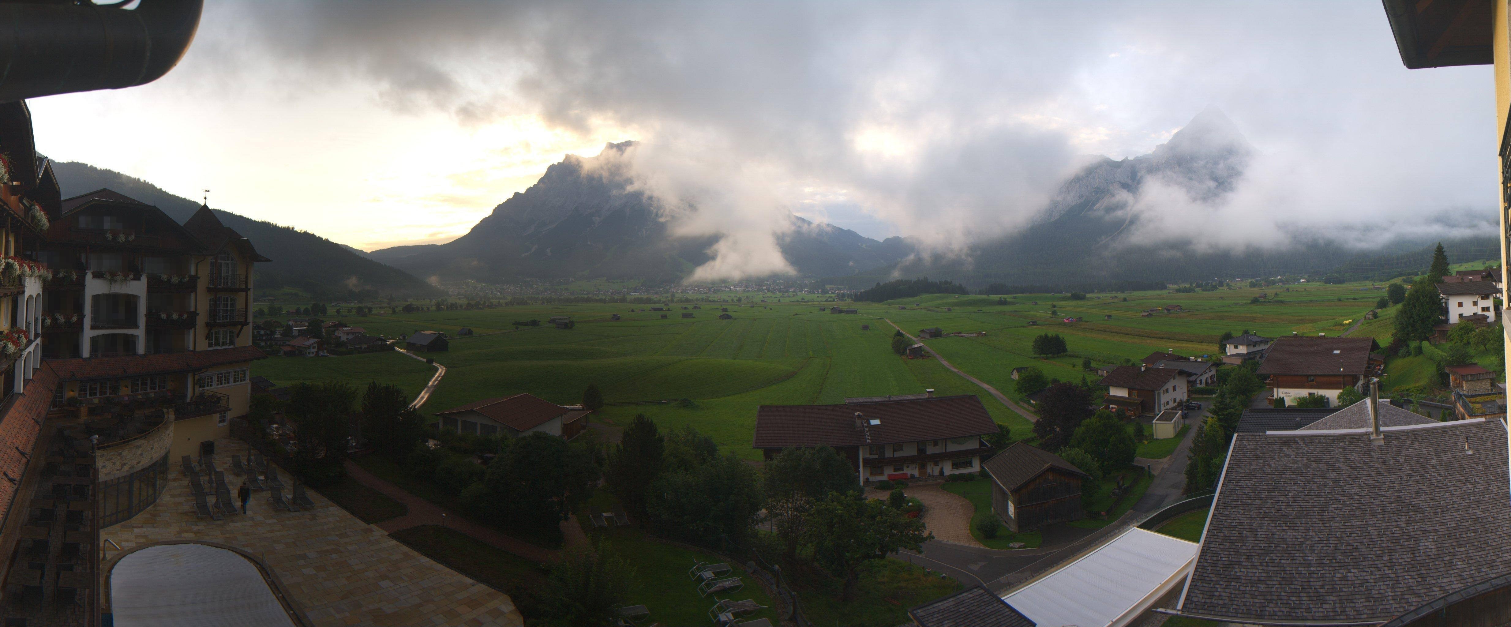 Archiv Foto Webcam Panoramablick Zugspitze